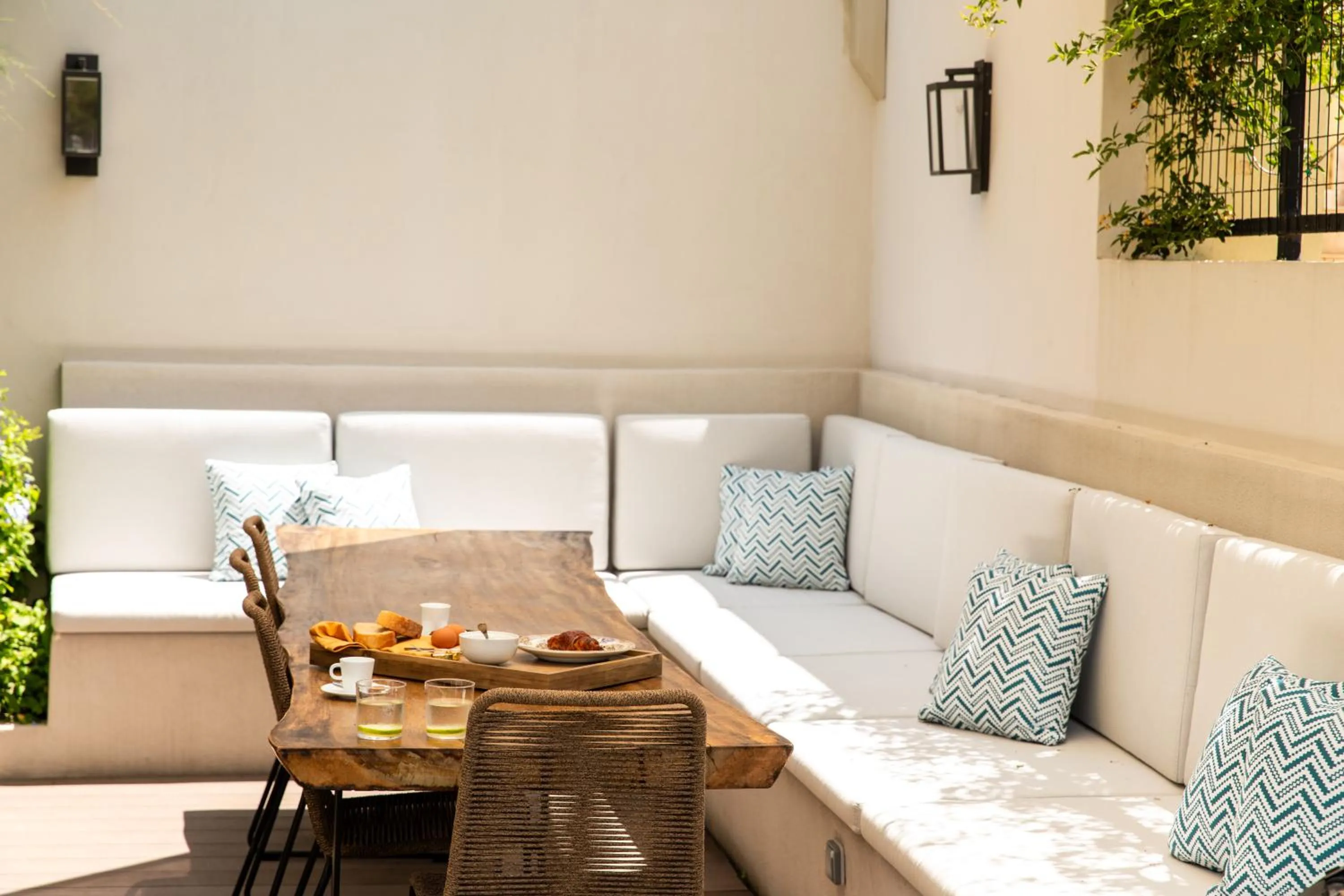 Garden in Iris Skiathos