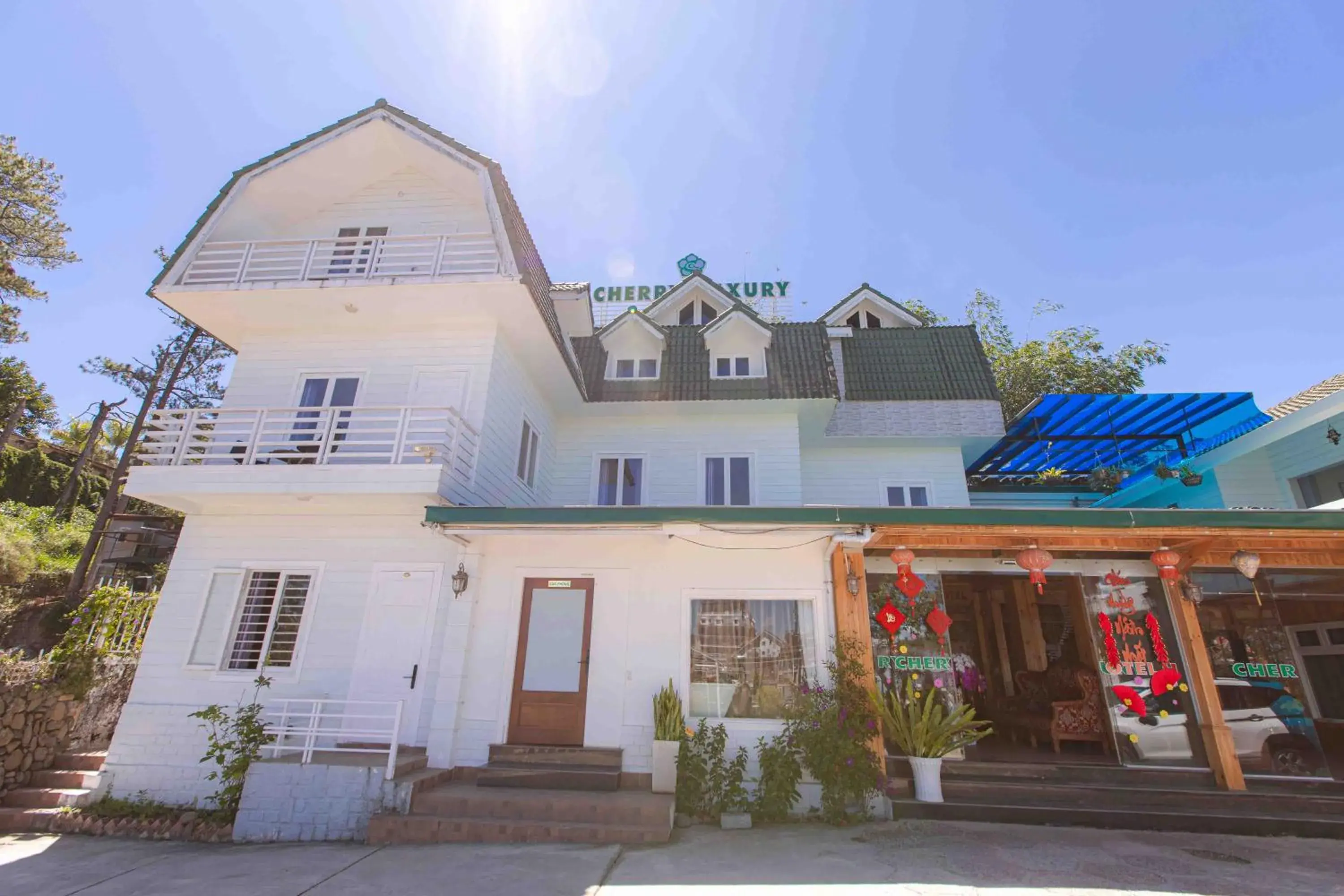 Cherry Luxury Hotel Cherry Luxury Hotel