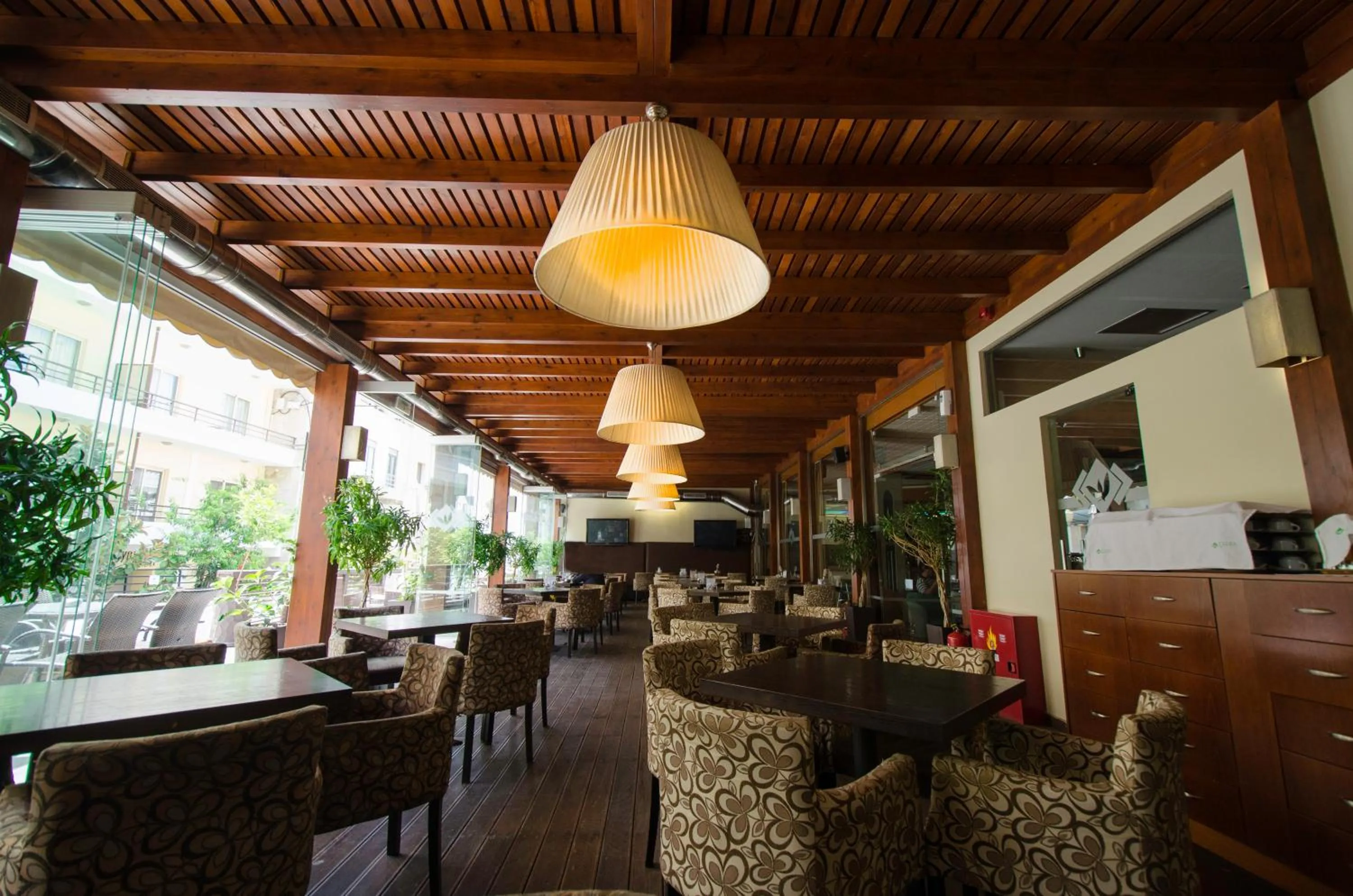 Lounge or bar, Restaurant/Places to Eat in Lydia Hotel