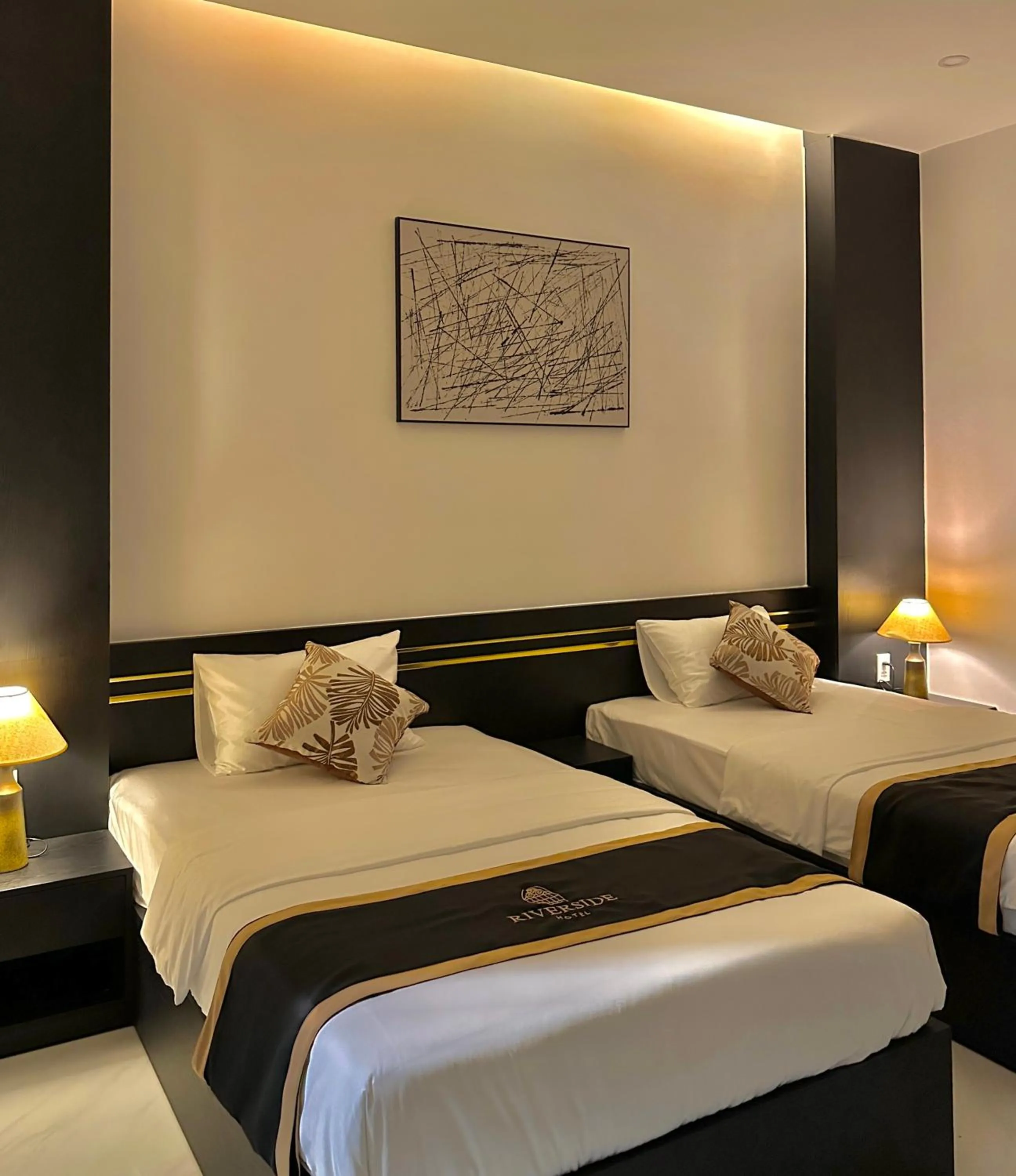 Bed in Riverside 1 Hotel