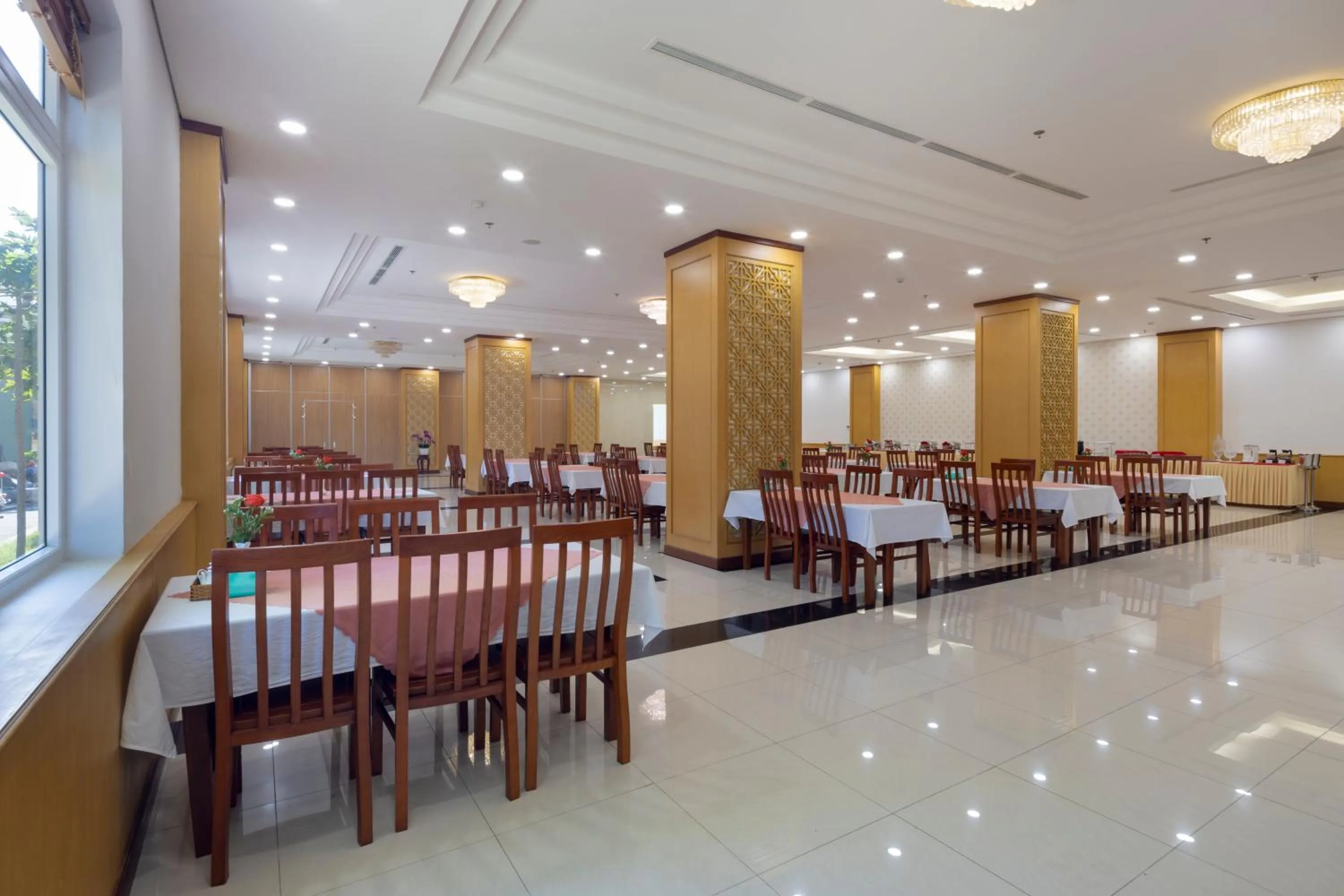 Restaurant/places to eat in T78 Nha Trang Hotel