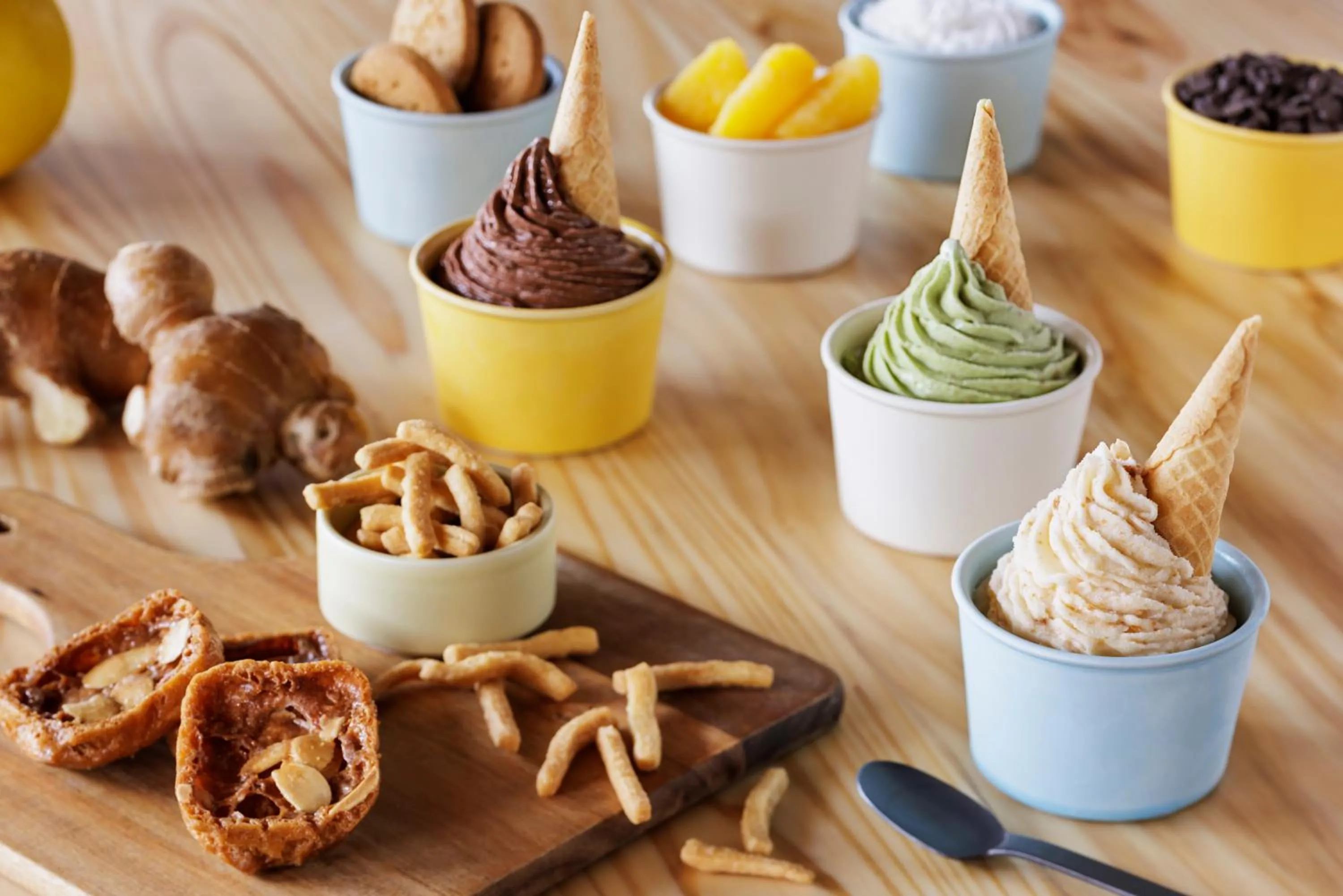 Food and drinks in OMO7 Kochi by Hoshino Resorts