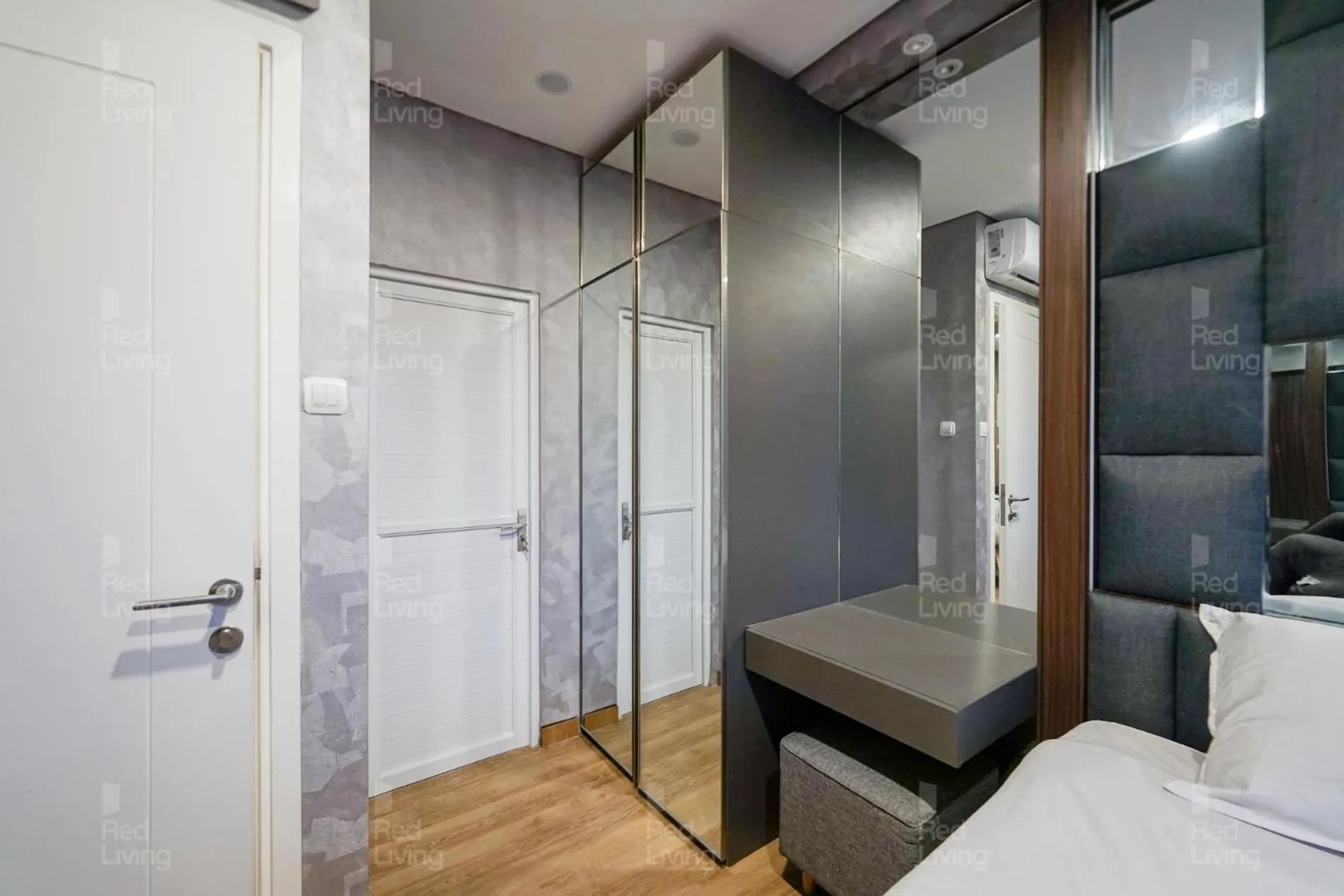 Bedroom in RedLiving Apartemen Parahyangan Residence - Anton Rooms
