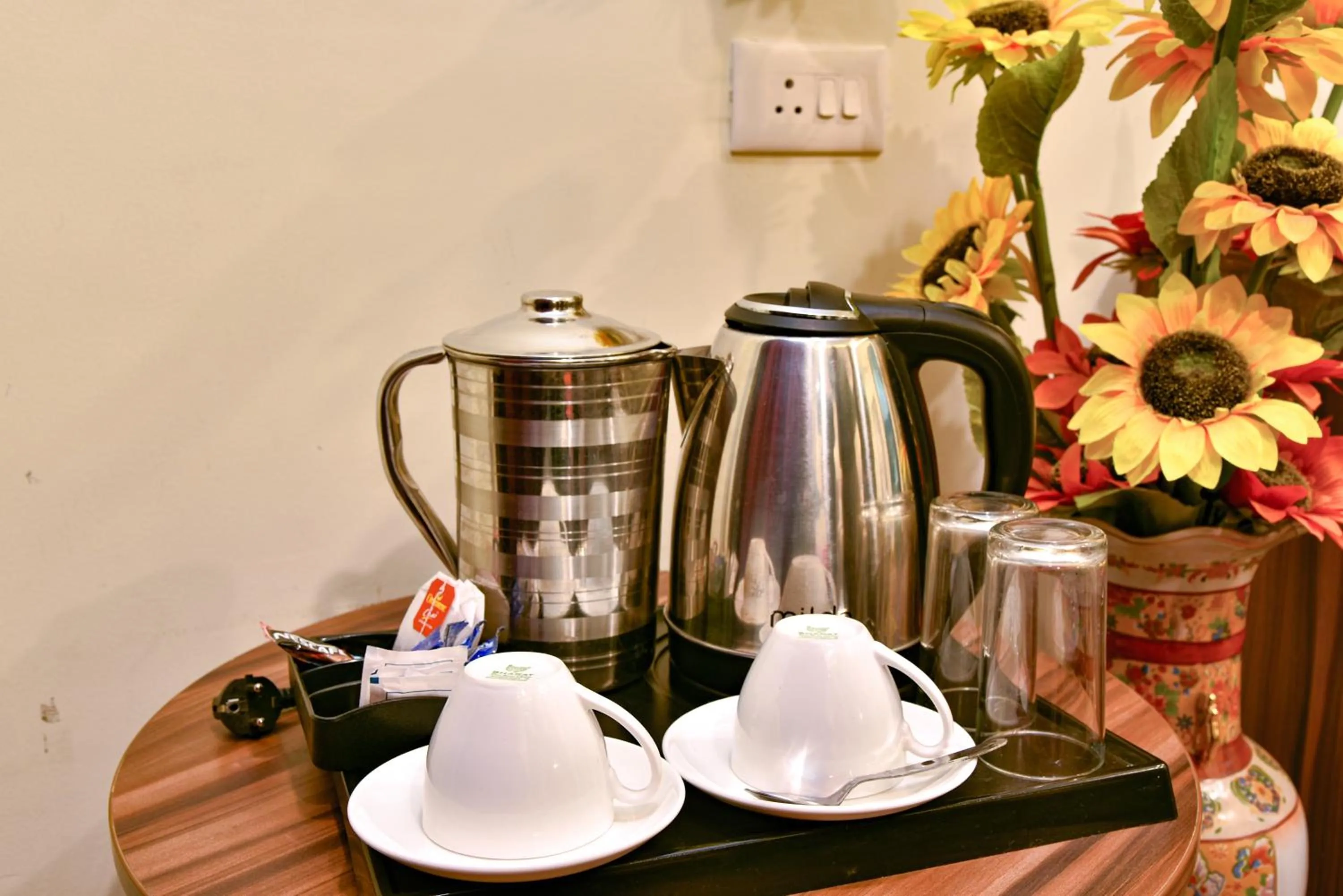 Coffee/tea facilities in Rufina Palm Bliss