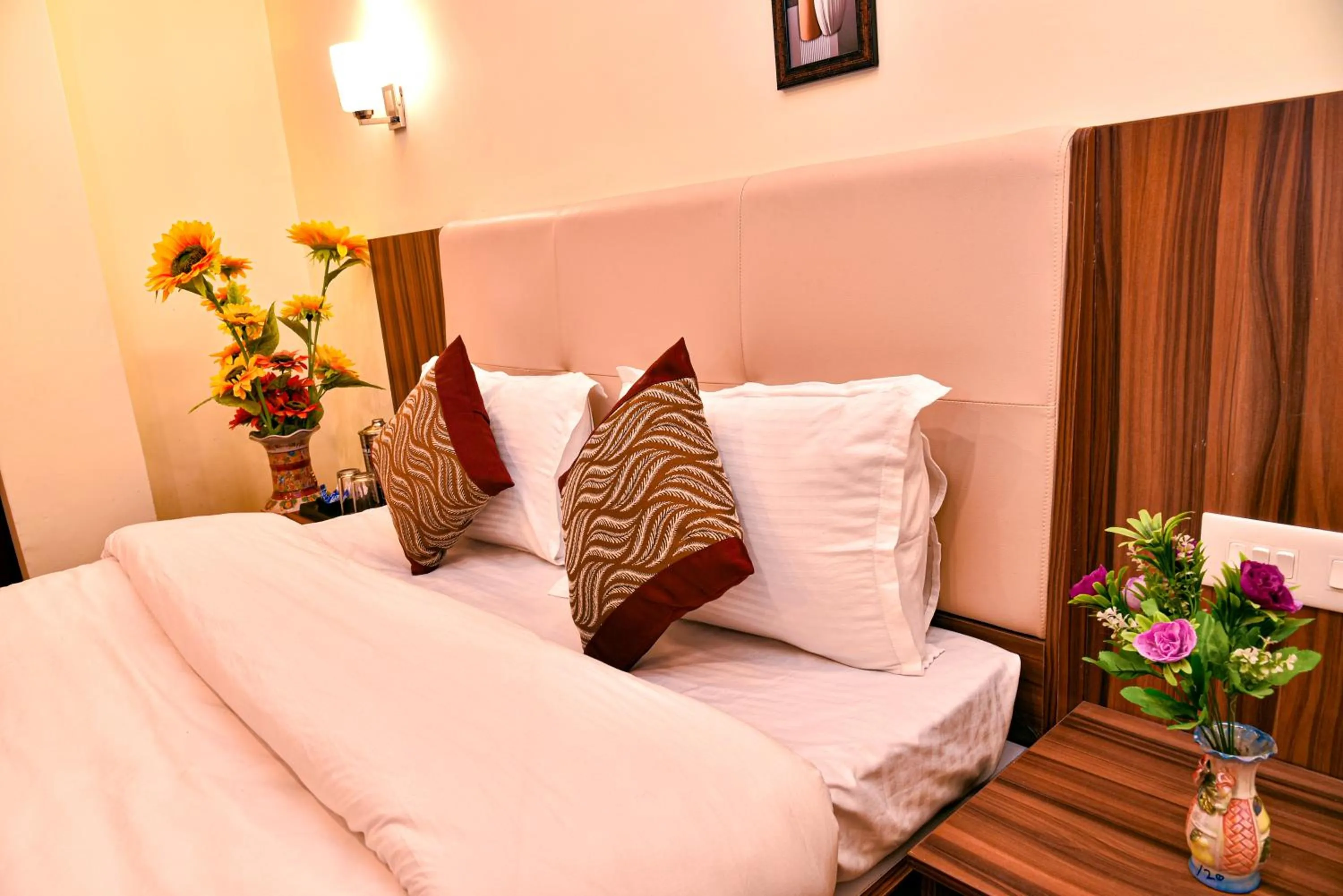 Bedroom, Bed in Rufina Palm Bliss