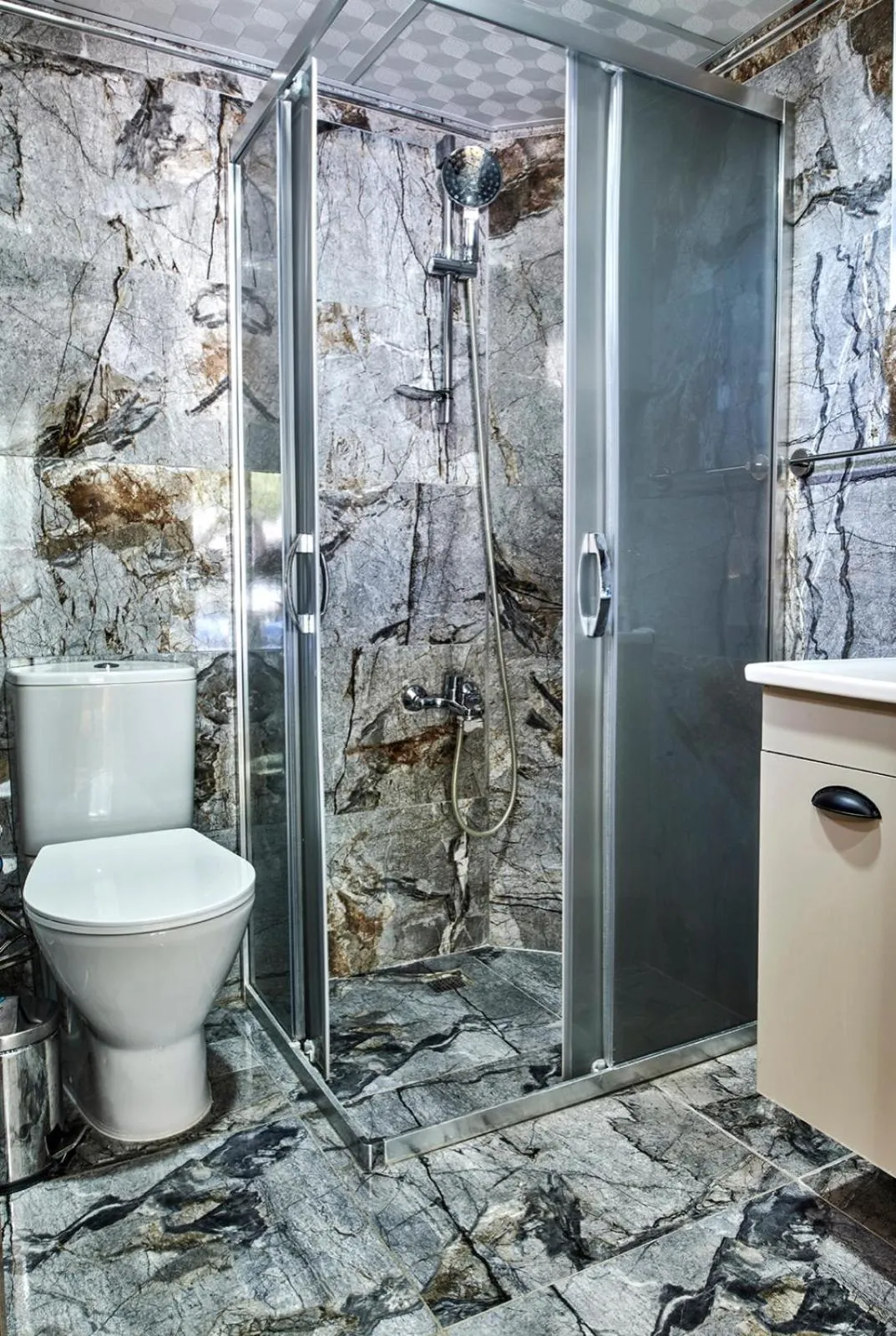 Bathroom in Apollon Garden Pamukkale