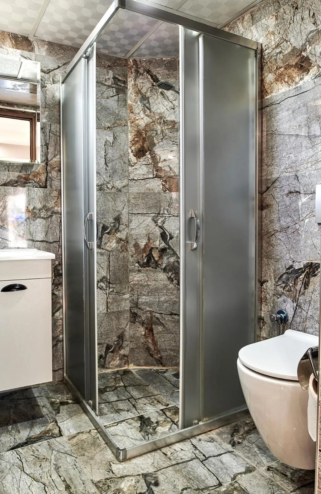 Bathroom in Apollon Garden Pamukkale