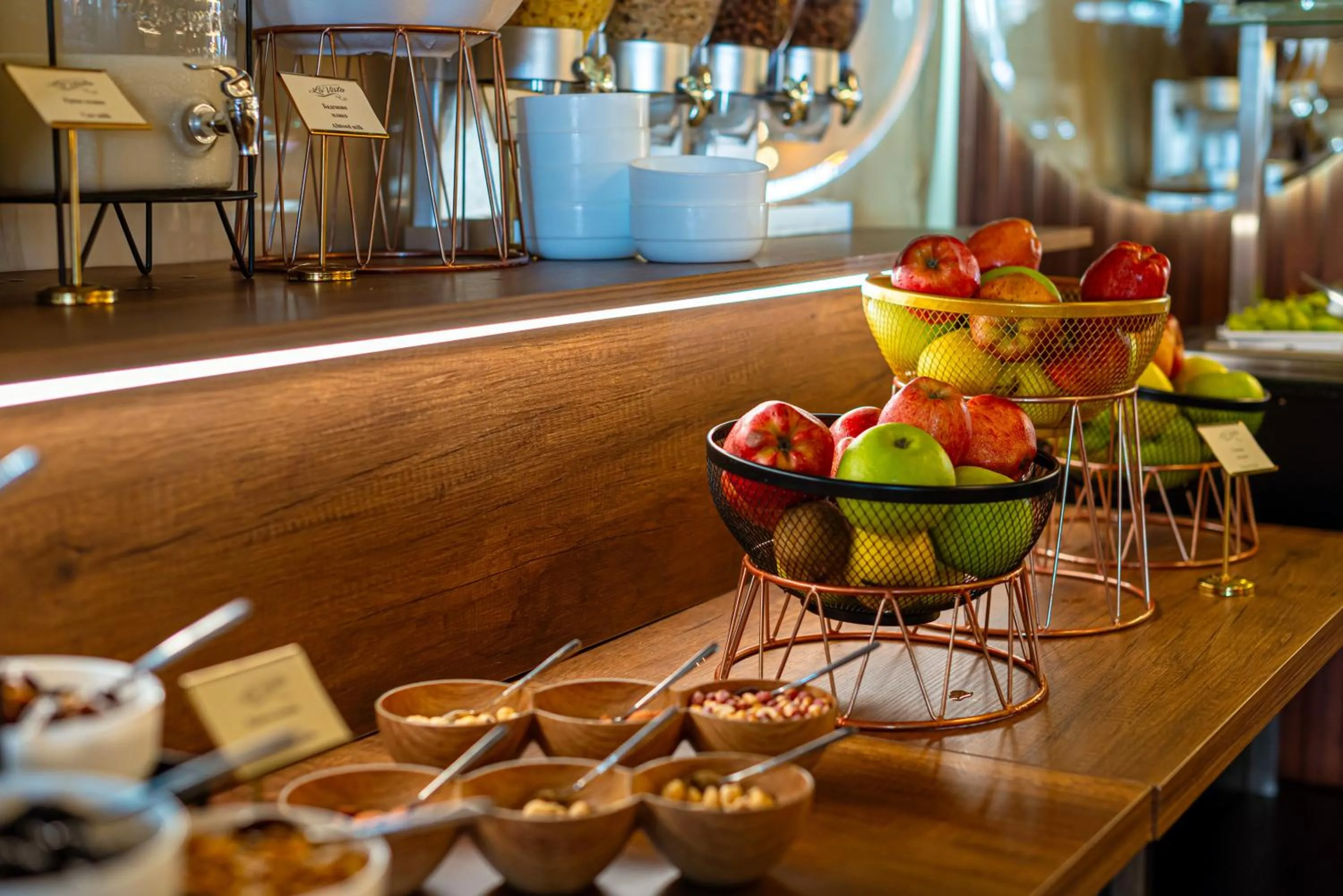 Buffet breakfast in Paradiso Dreams Hotel