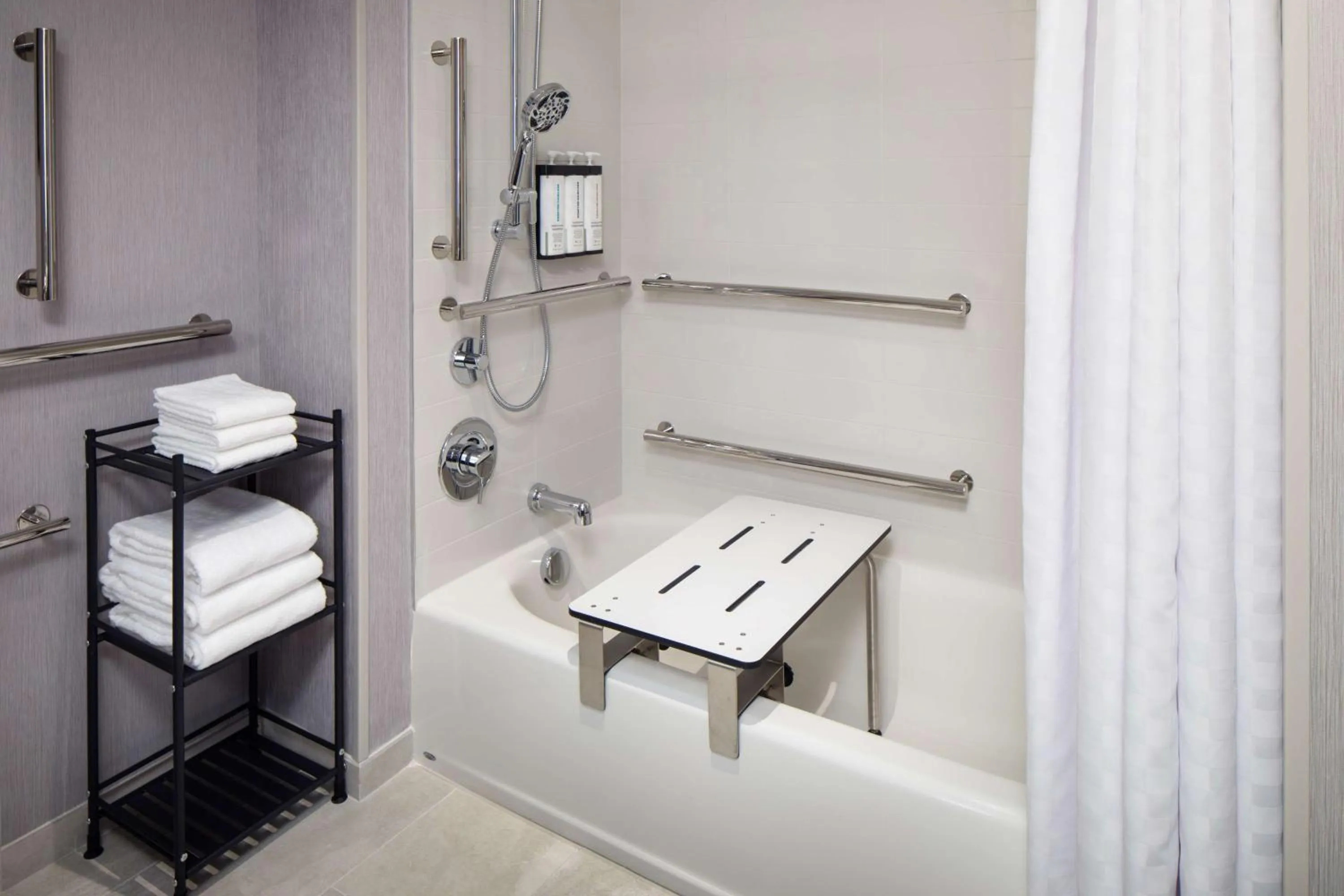 Bathroom in Hyatt Place Boise-Meridian