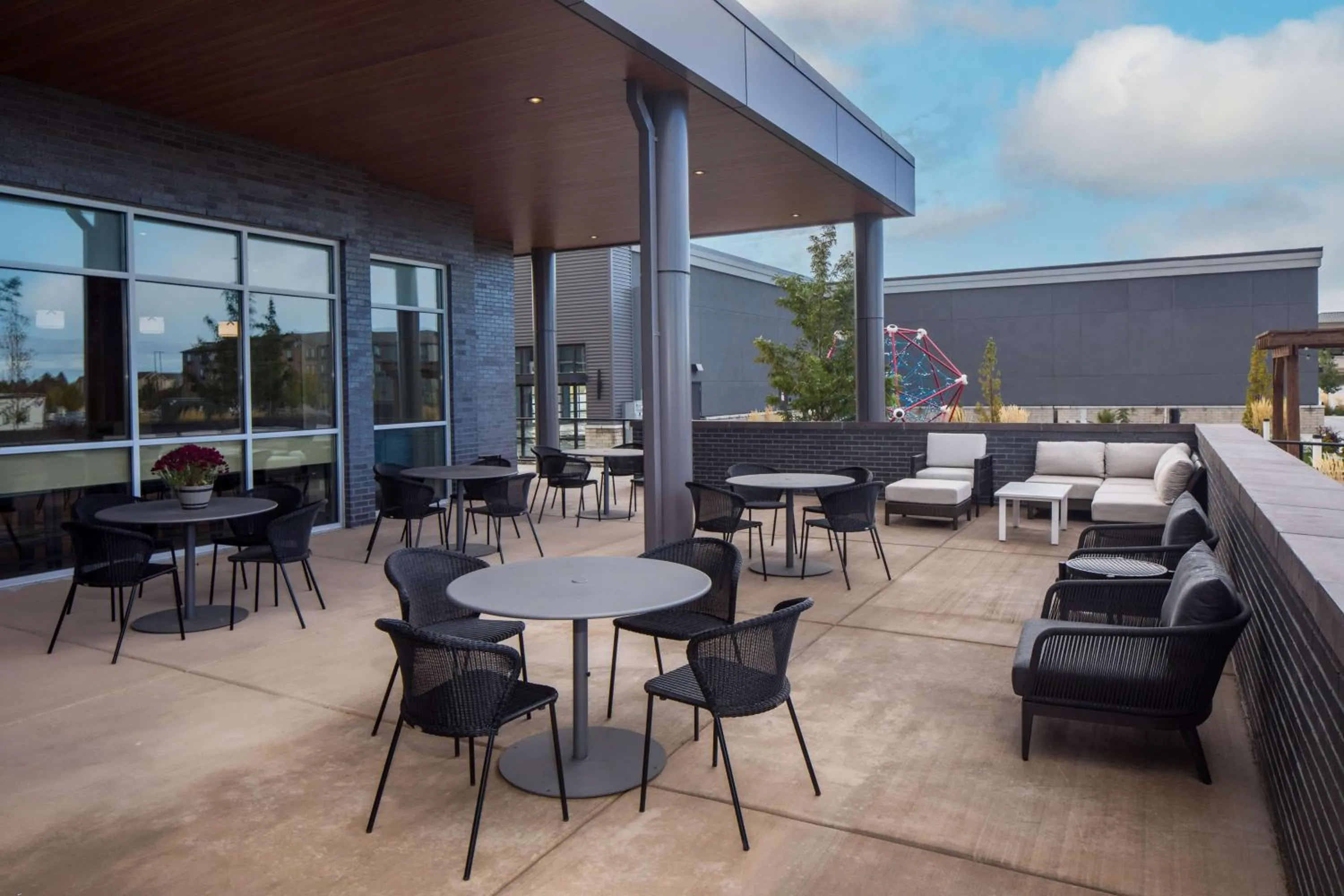 Patio in Hyatt Place Boise-Meridian