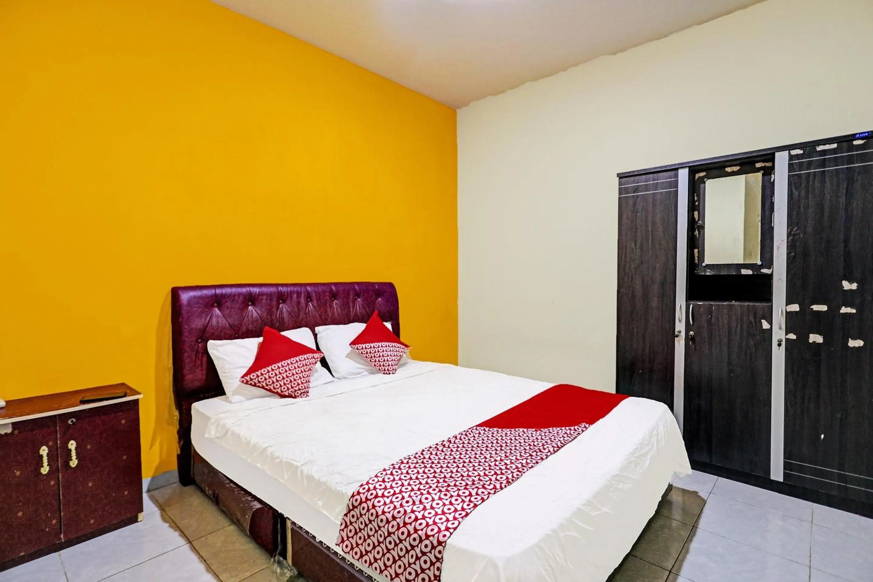 Bedroom, Bed in Hotel O Hasan House SyariahNearPelabuhan Feri Harbor Bay