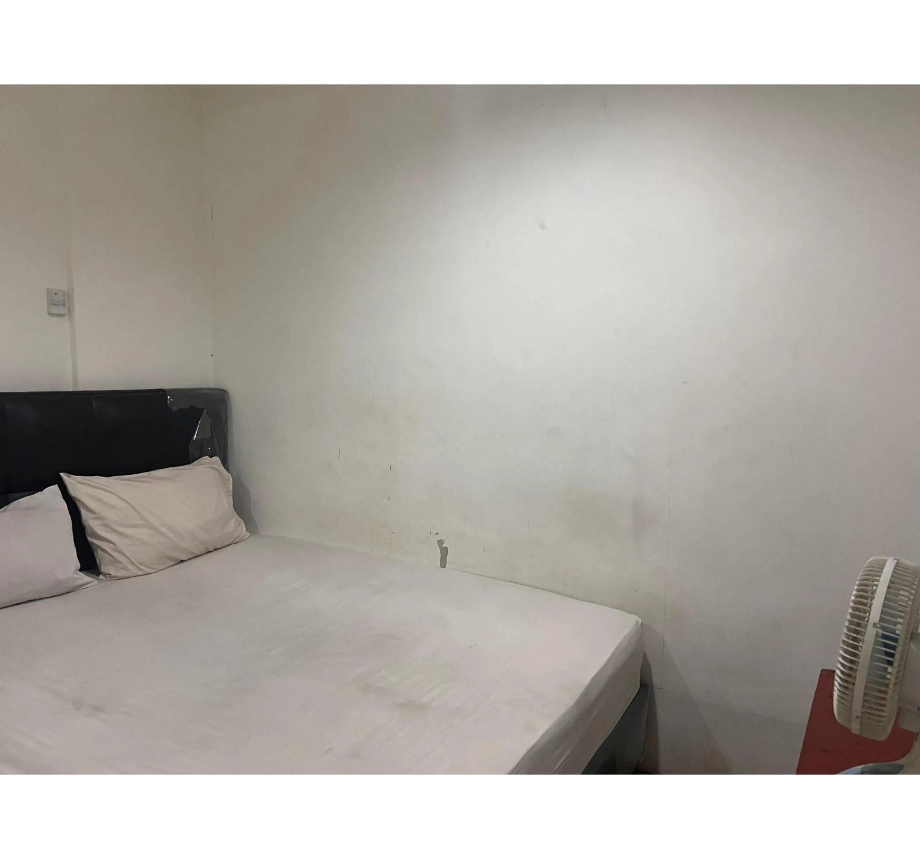 Bedroom, Bed in Hotel O Penginapan Fajar Syariah