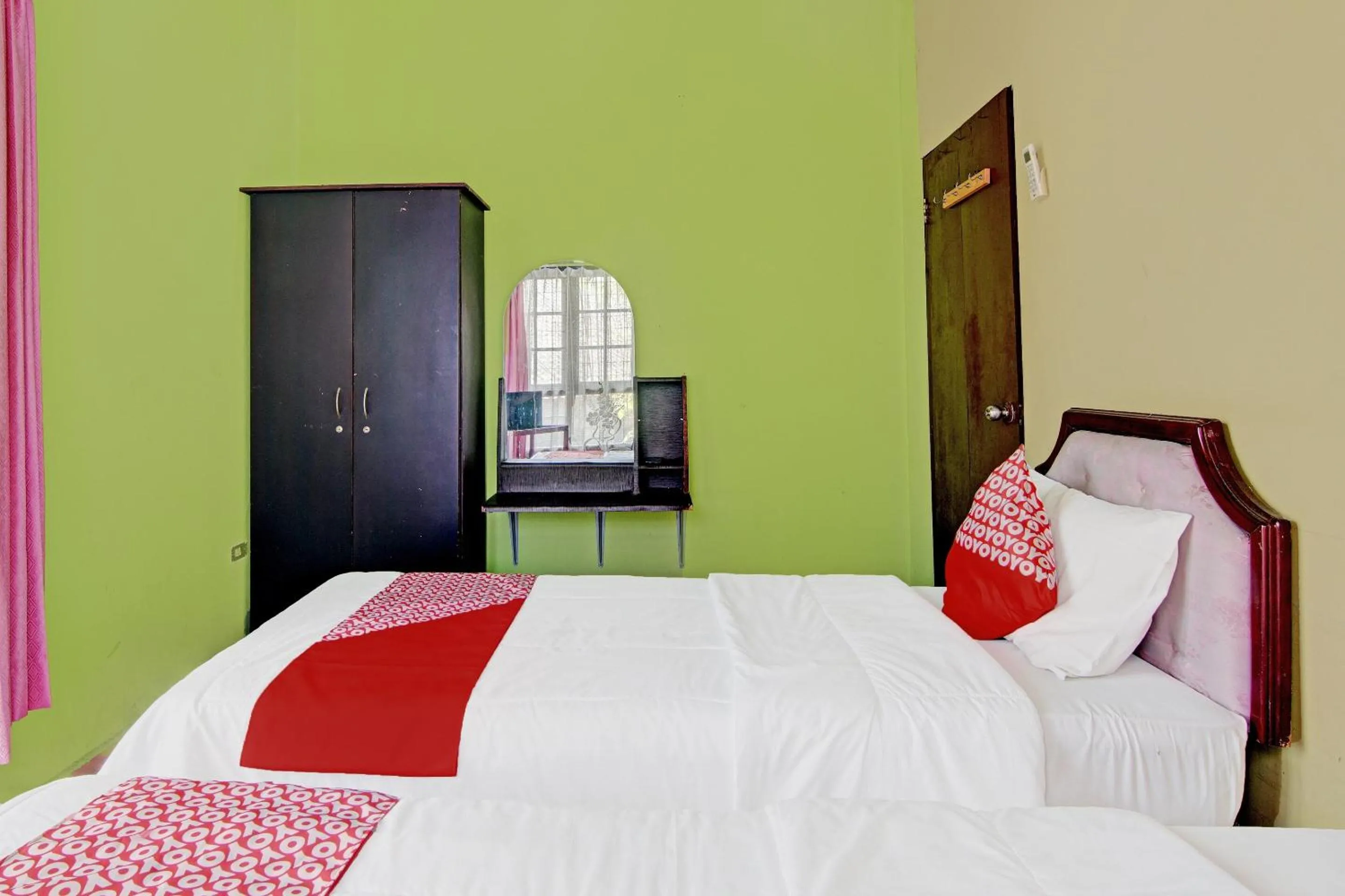 Bedroom, Bed in Hotel O Rindu Sempadan Cottage Near Taman Wisata Rindu Sempadan