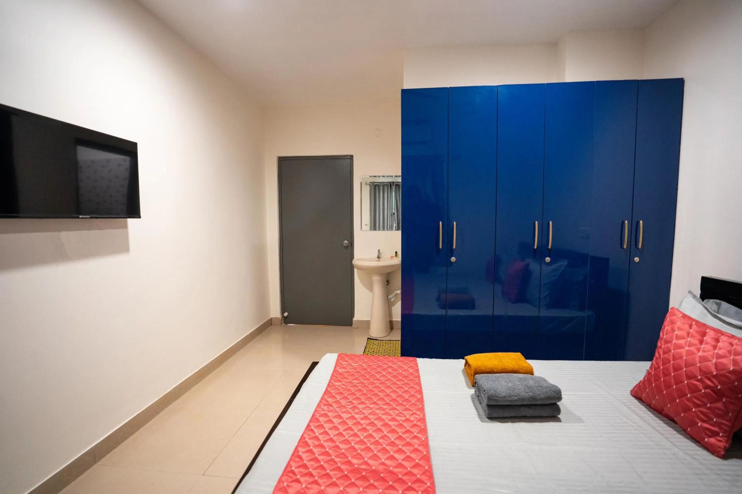 Bed in Yellow Bells Signature HITEC City