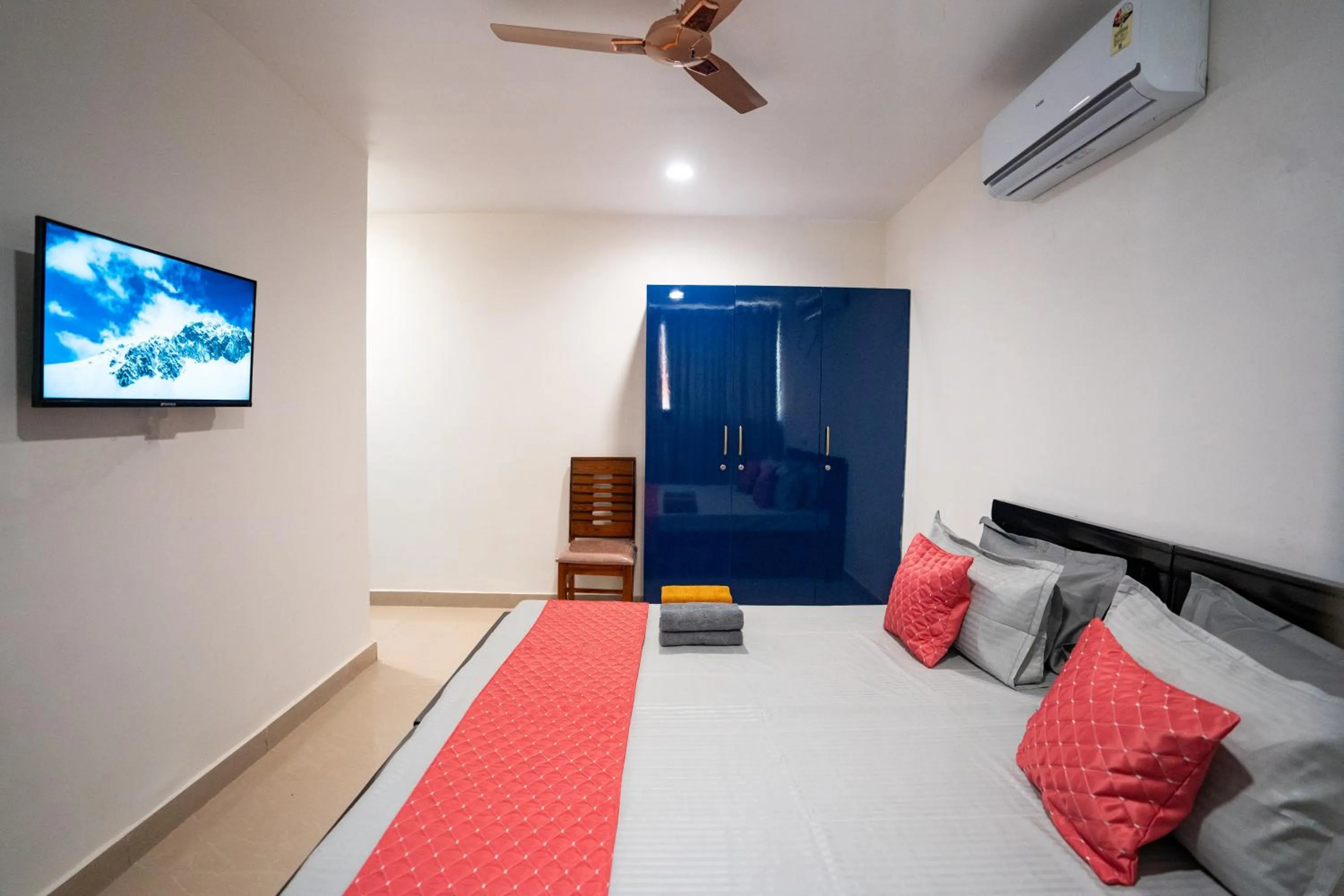 Bed in Yellow Bells Signature HITEC City