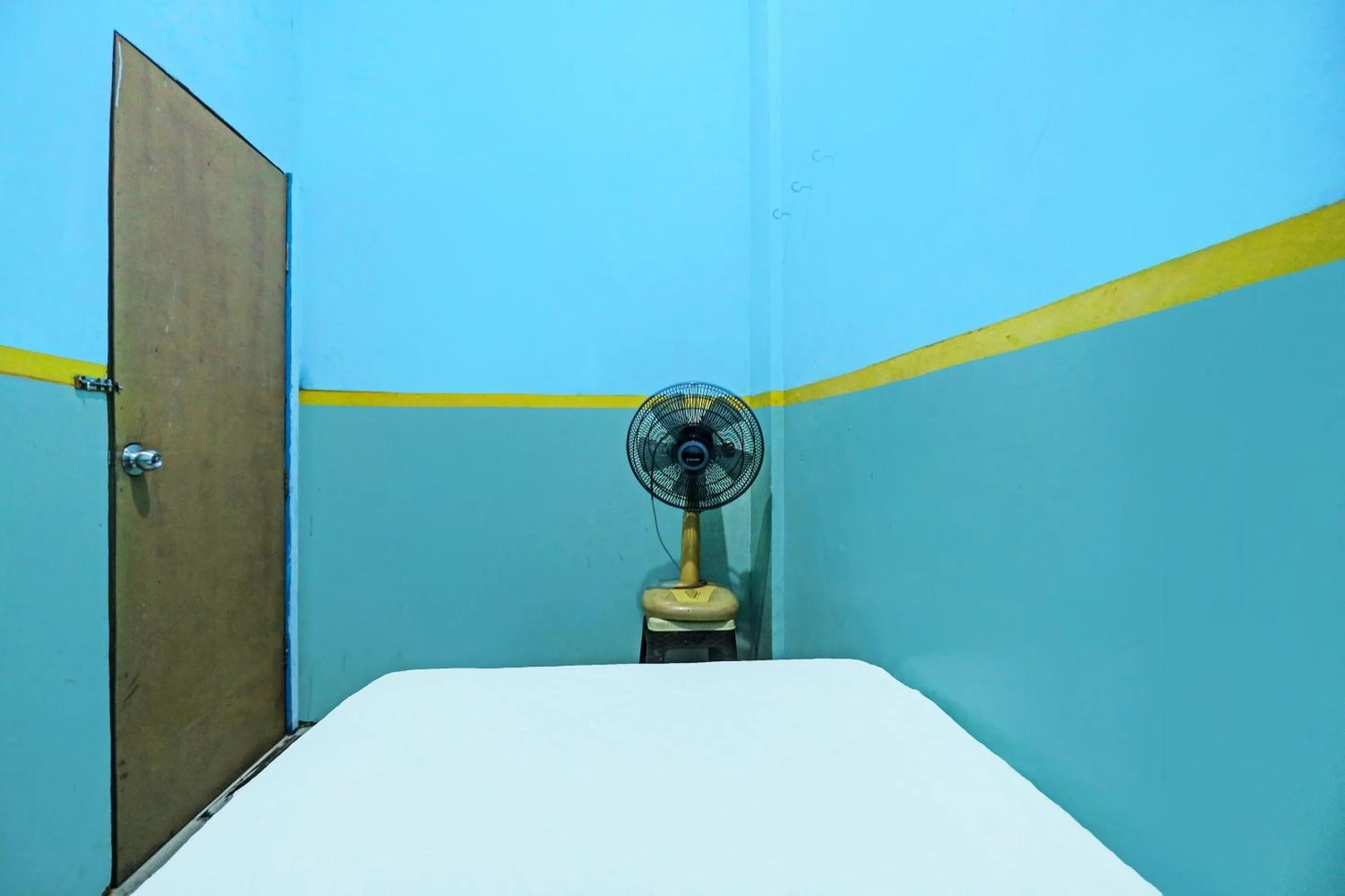 Bedroom, Bed in Hotel O Homestay Semarang Baru SyariahNearNagoya Hill Shopping Mall