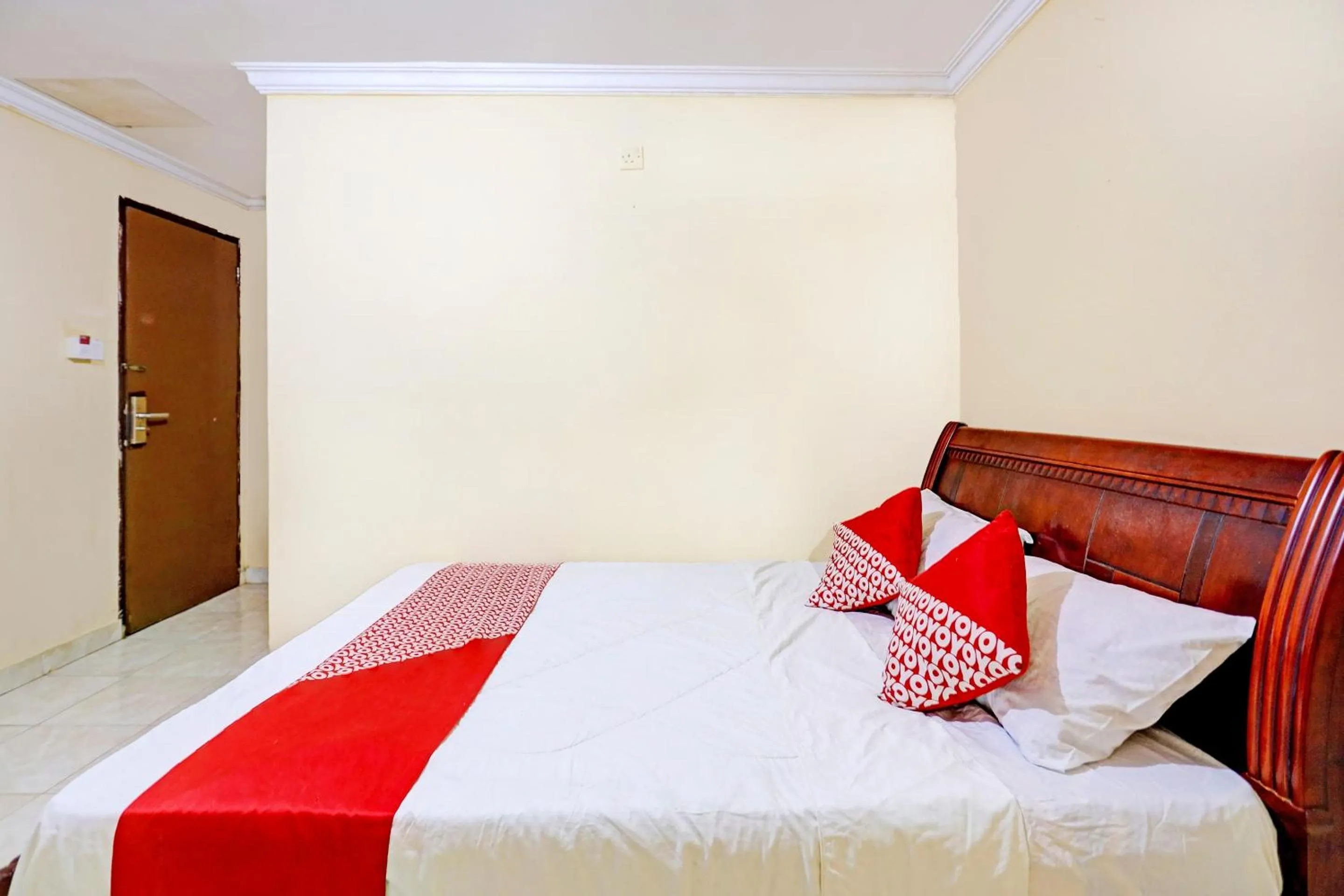 Bedroom, Bed in Hotel O Abi Manyu Syariah