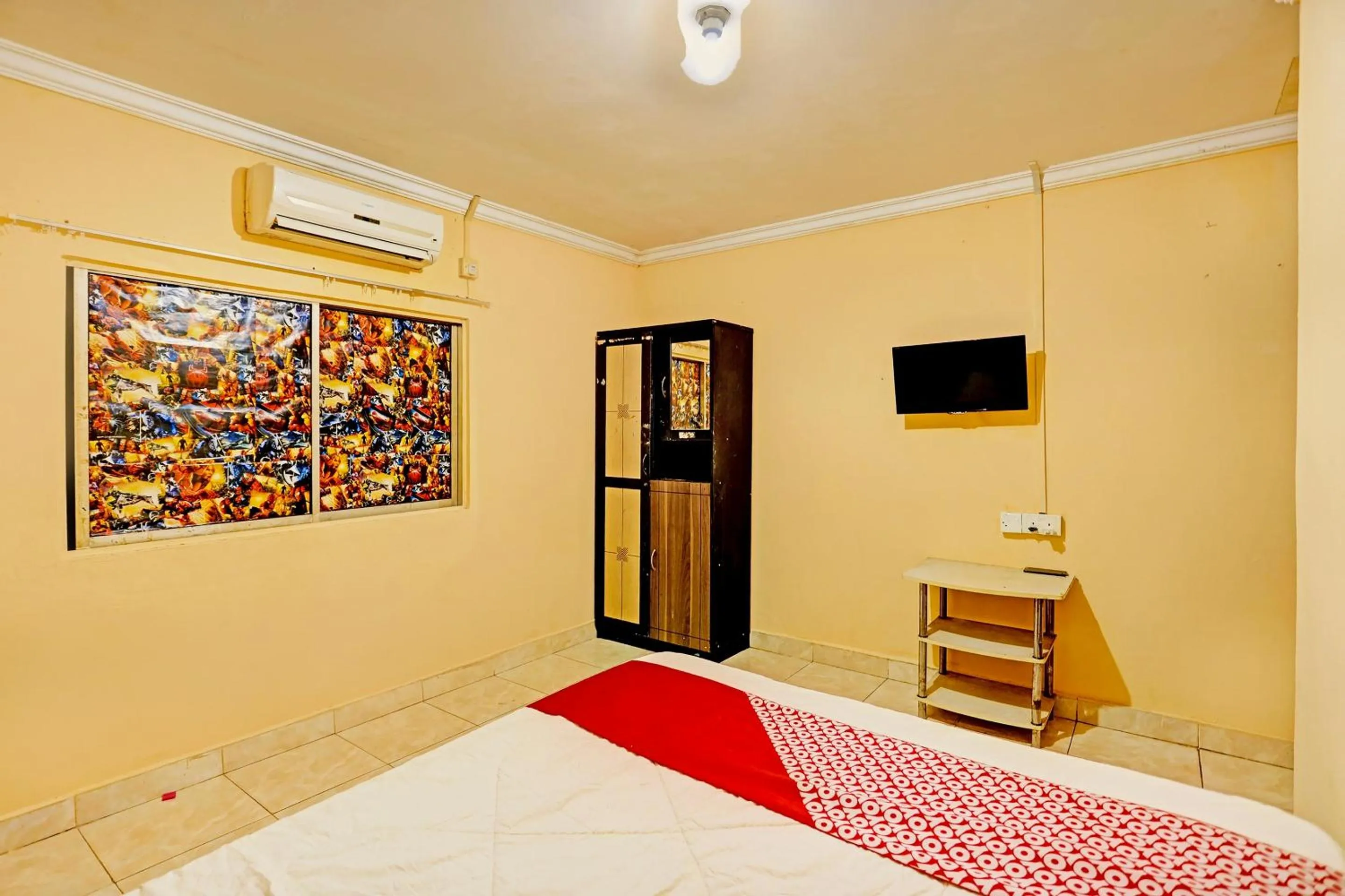 Bedroom, Bed in Hotel O Abi Manyu Syariah