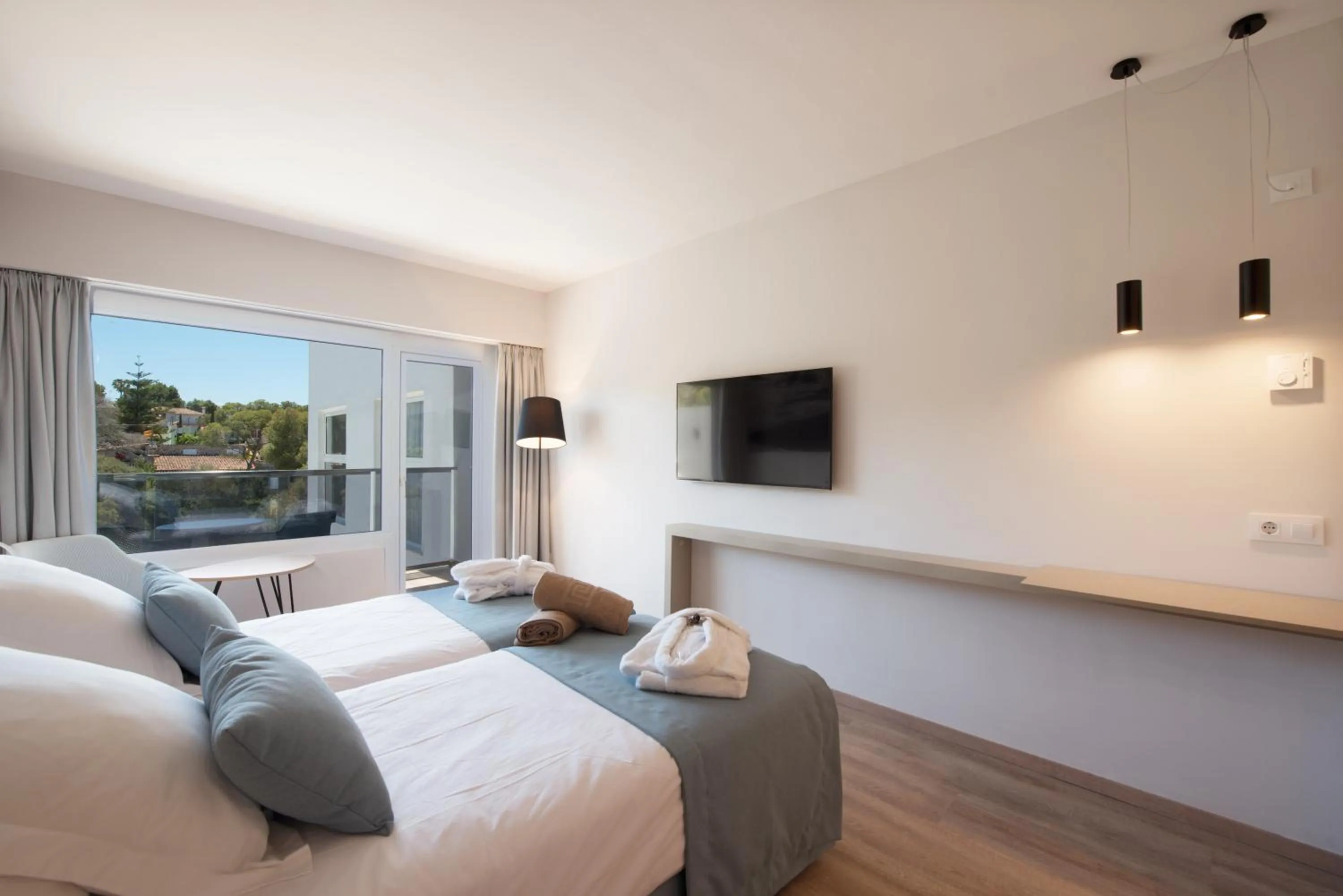 Bedroom, Bed in Tacande Portals