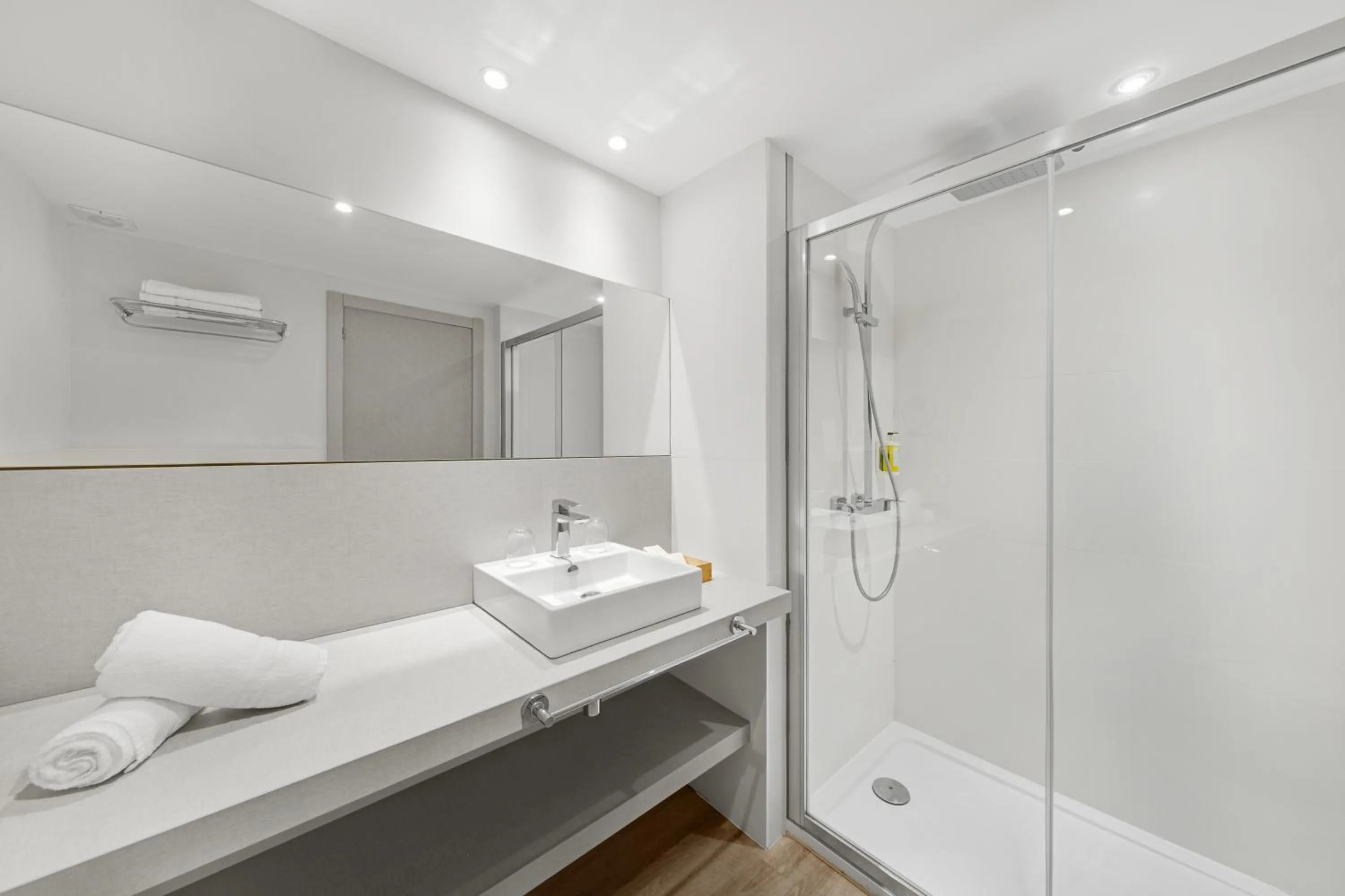 Shower in Tacande Portals