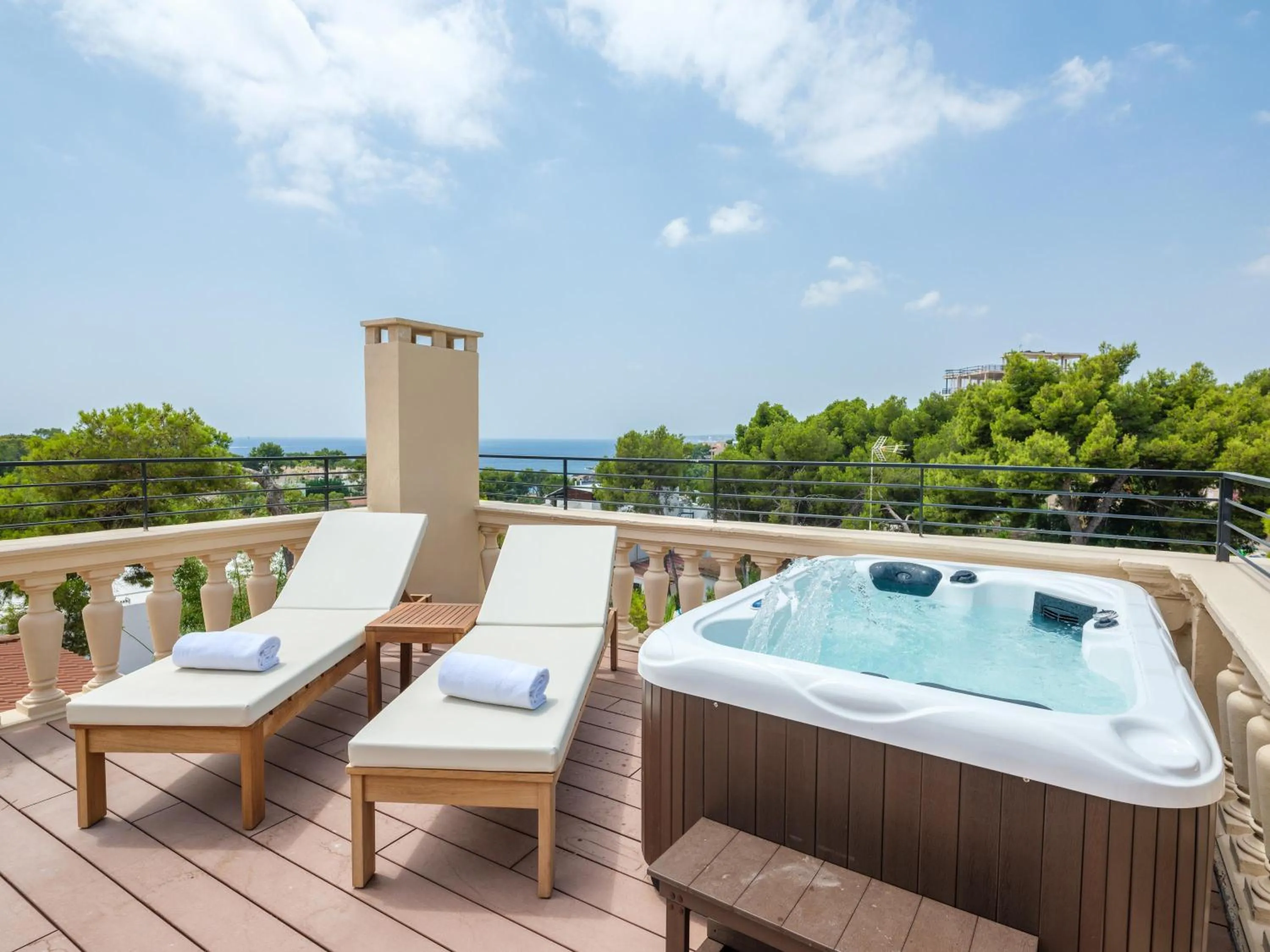 Photo of the whole room in Tacande Portals