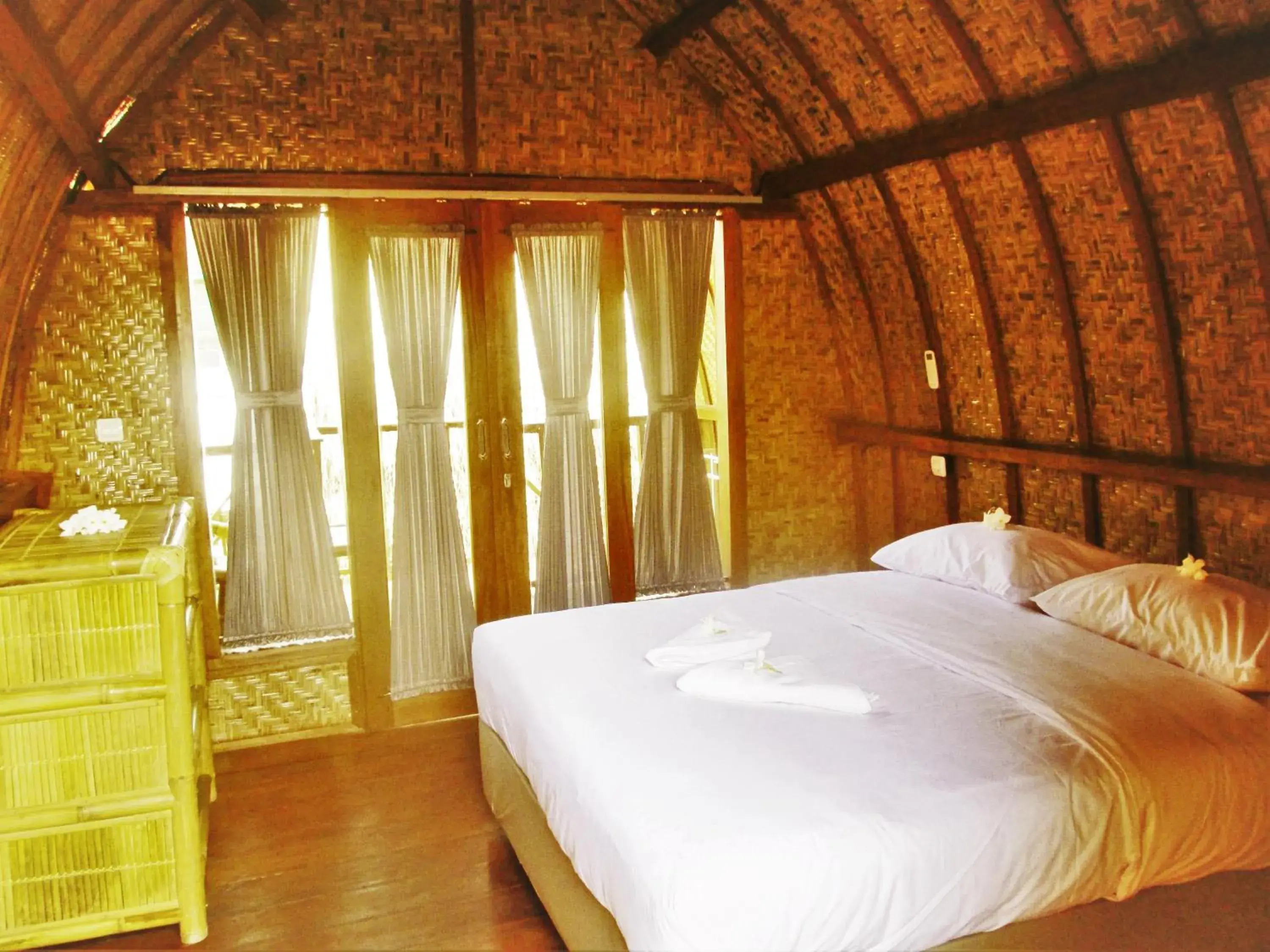 Deluxe Double Room with Balcony in Good Vibes Bungalows Deluxe Double Room with Balcony in Good Vibes Bungalows