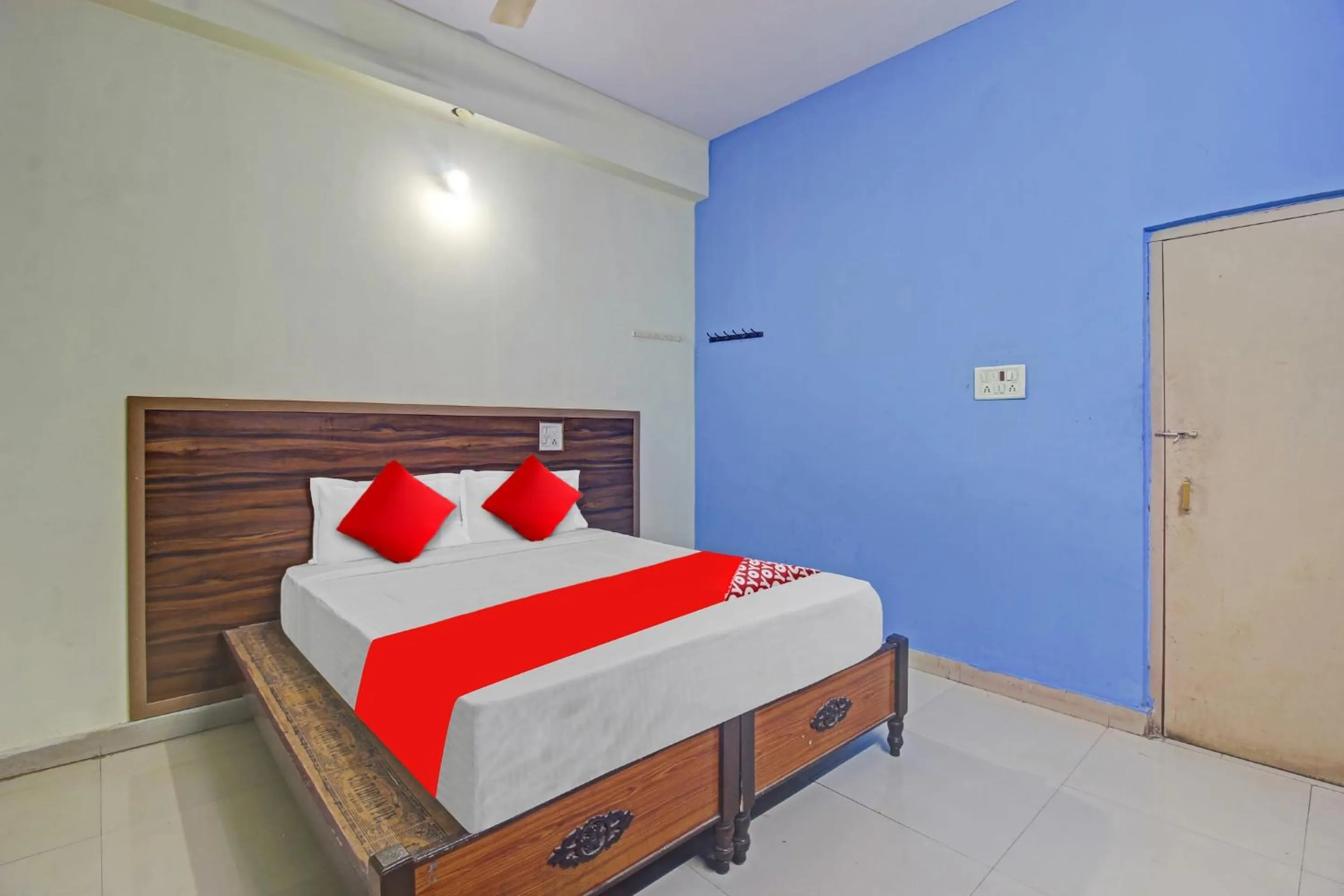 Bedroom, Bed in Hotel O Satya Inn