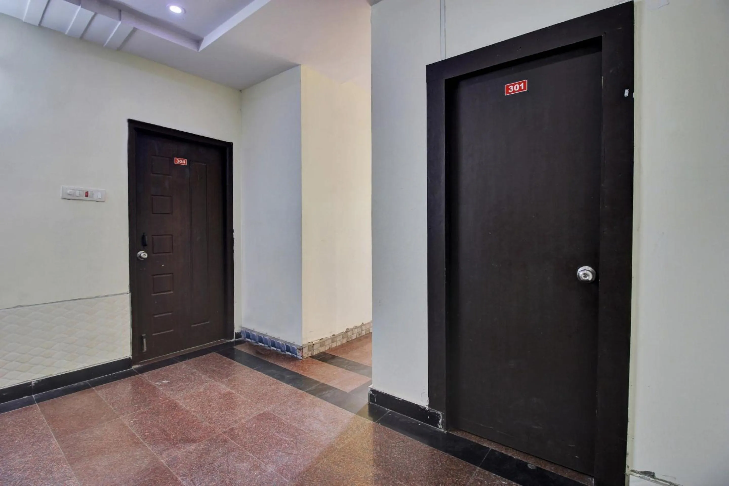 Facade/entrance in Hotel O Lavish Stay