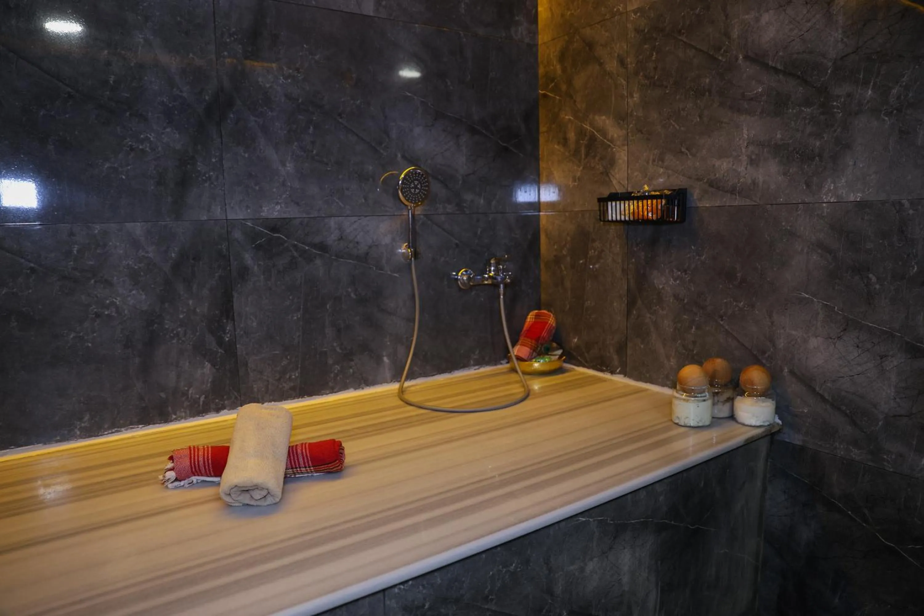 Spa and wellness centre/facilities in The Hera Platinum Hotel