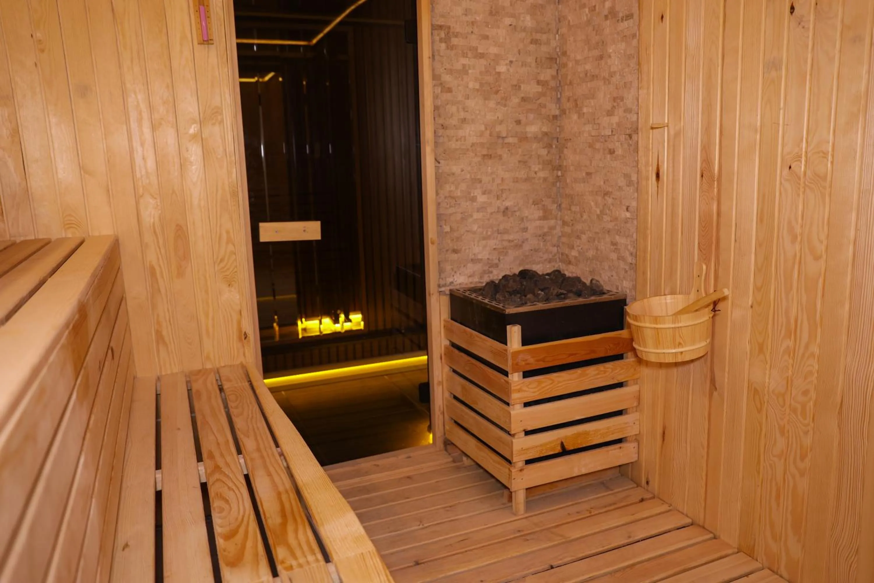 Spa and wellness centre/facilities in The Hera Platinum Hotel