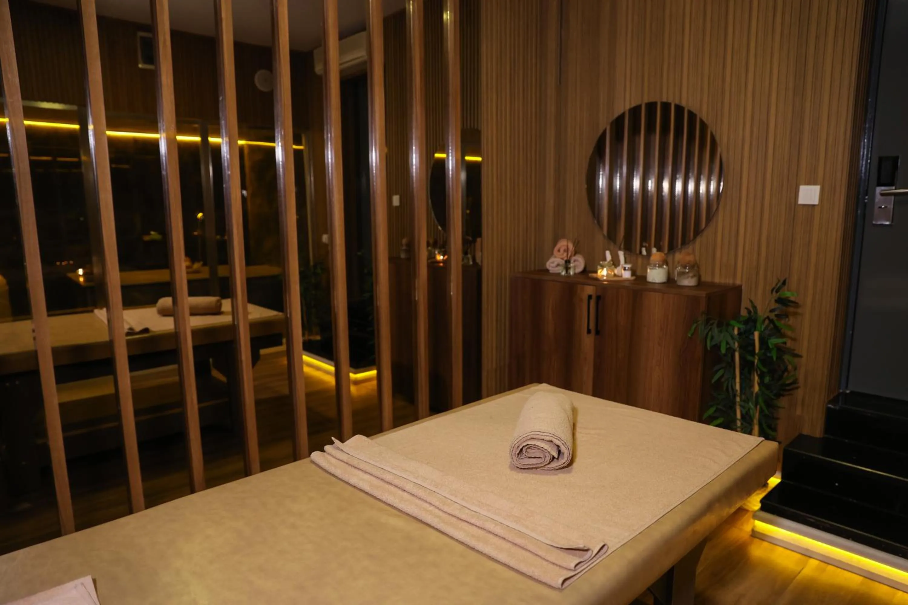 Spa and wellness centre/facilities in The Hera Platinum Hotel