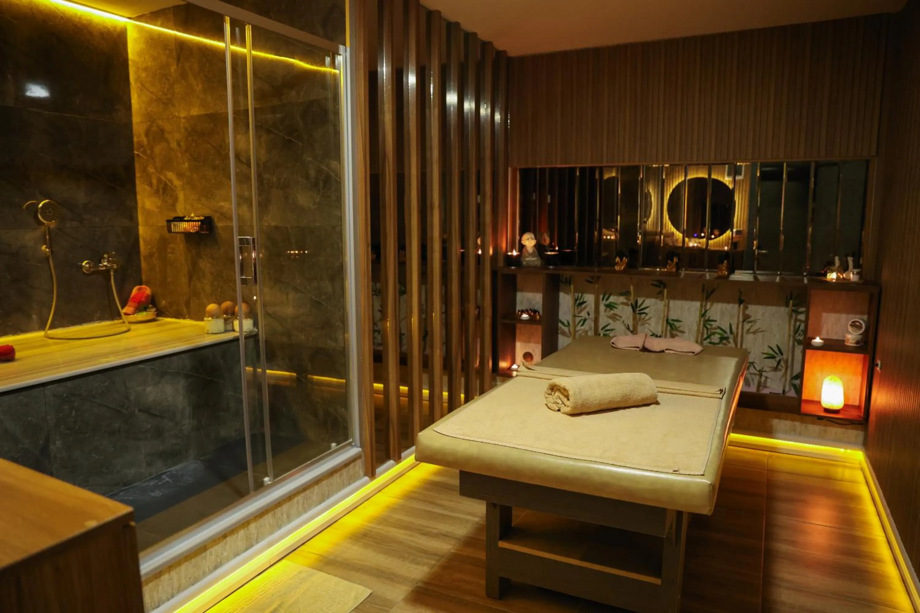 Spa and wellness centre/facilities in The Hera Platinum Hotel