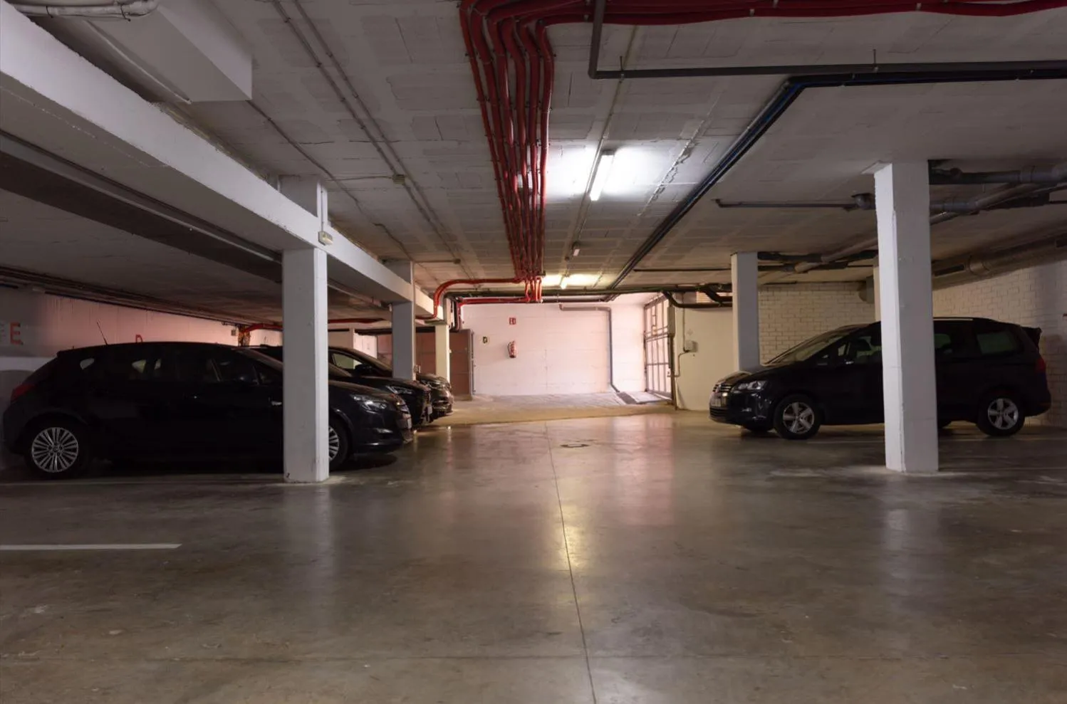 Parking in NM Suites by Escampa Hotels