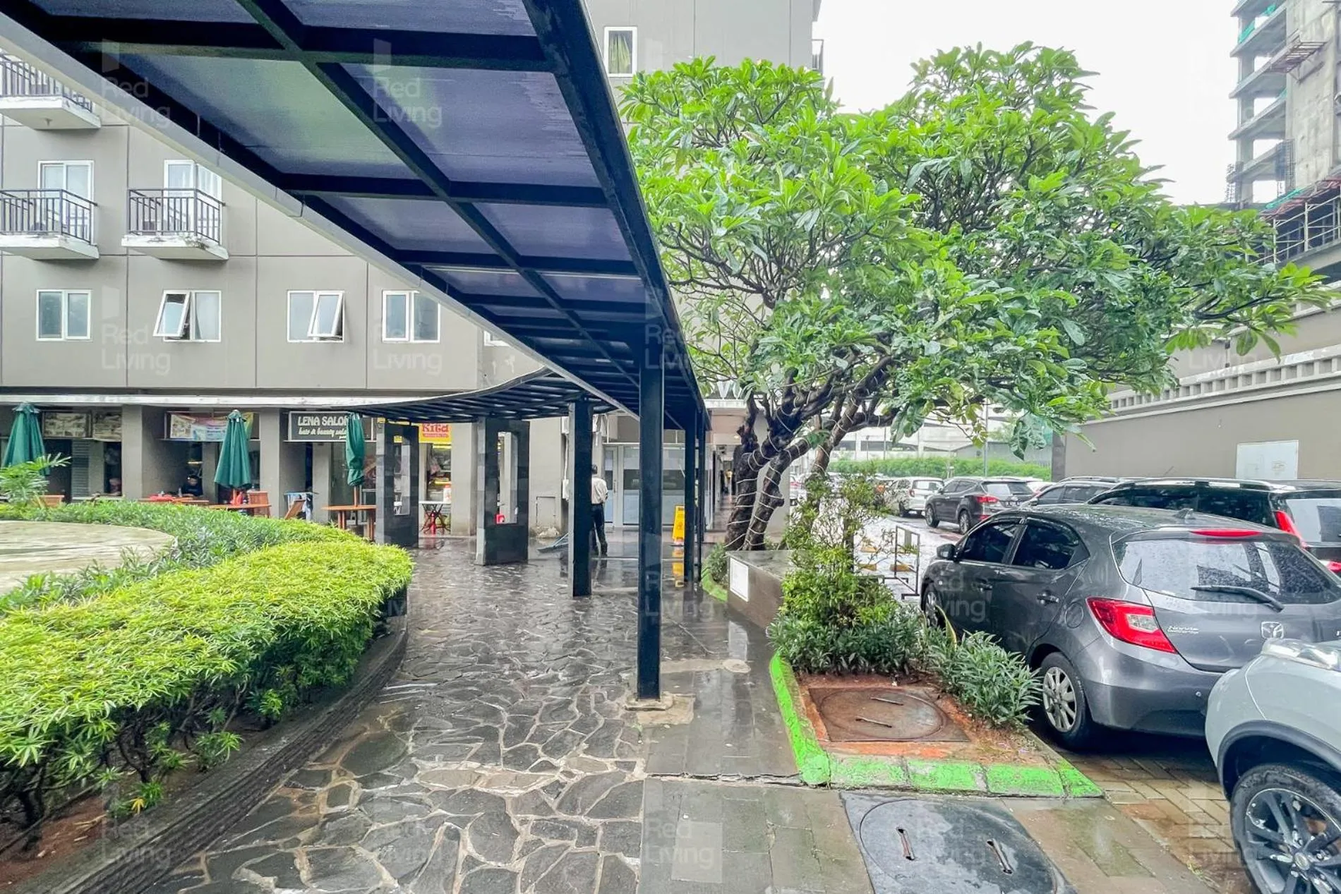 Property building in RedLiving Apartemen Sunter Park View - Emma Rooms