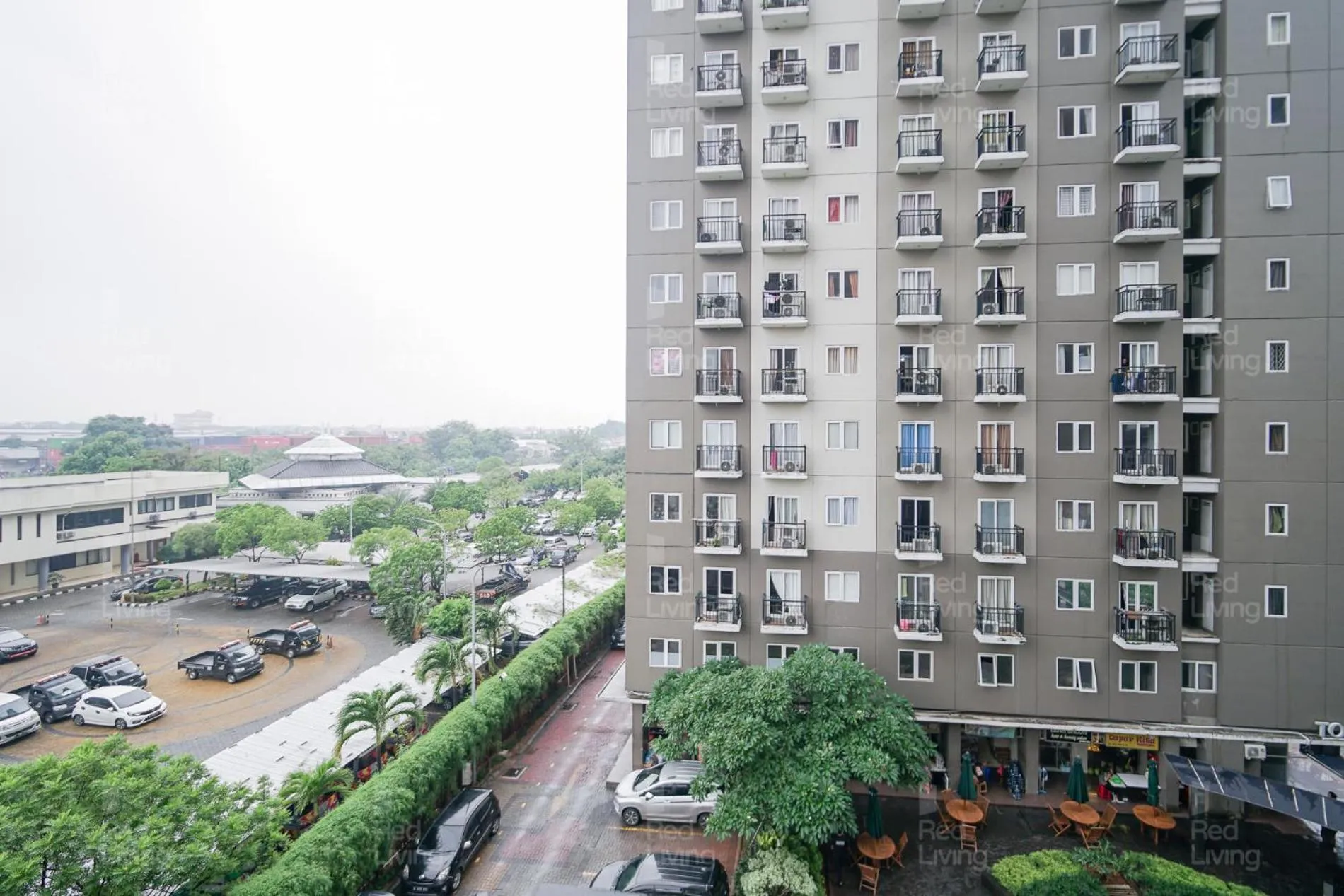 Property building in RedLiving Apartemen Sunter Park View - Emma Rooms