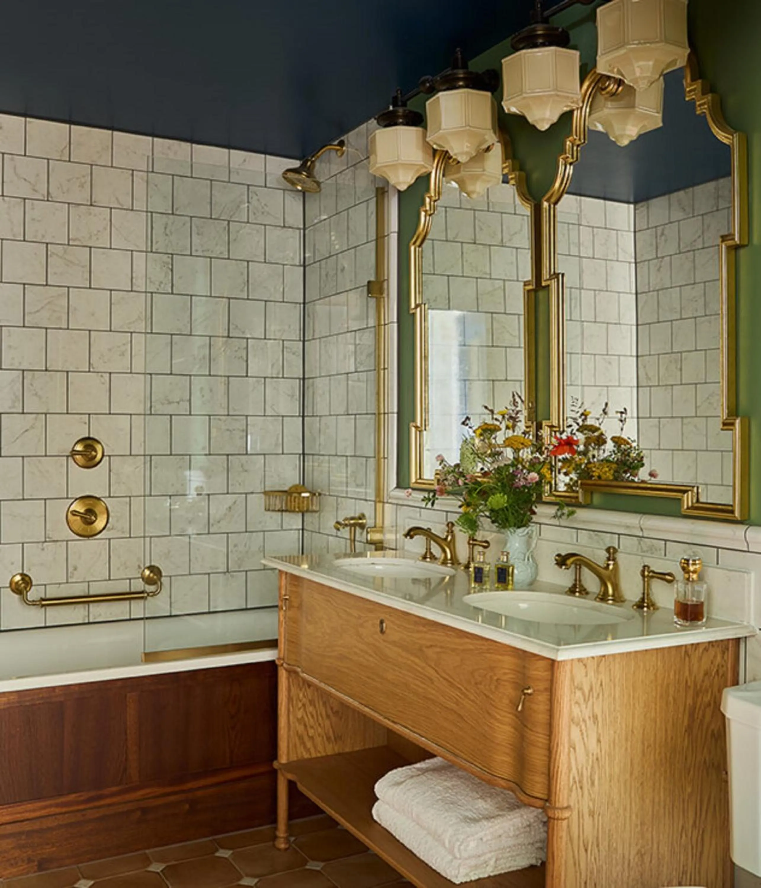 Bathroom in Dornoch Station