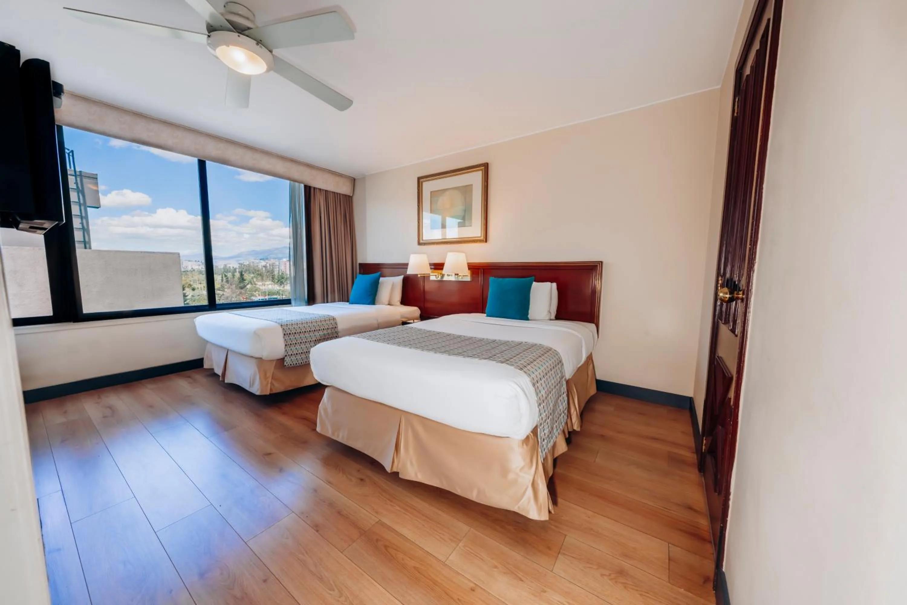 Bed in La Quinta by Wyndham Quito