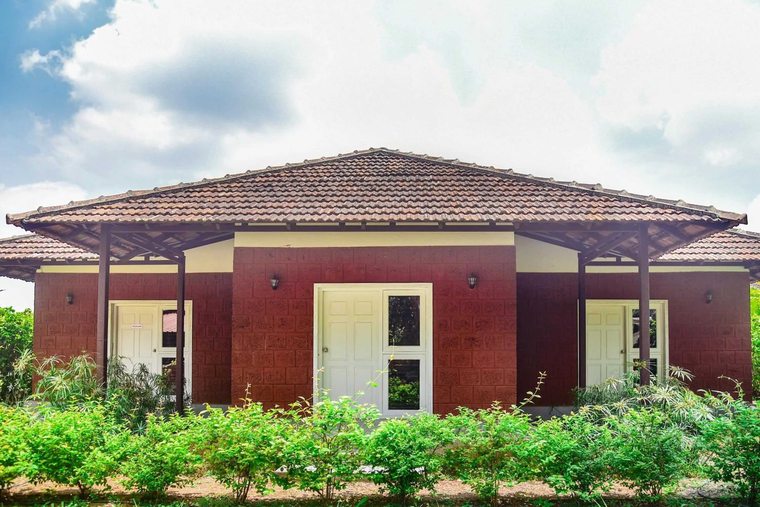 Property building in Clover Holiday Village