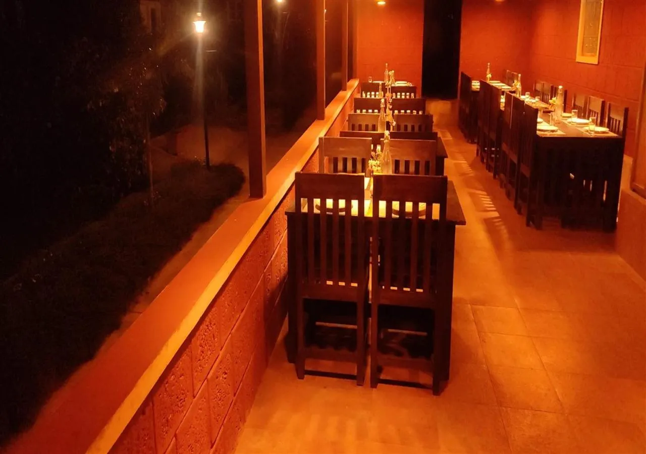 Restaurant/places to eat in Clover Holiday Village