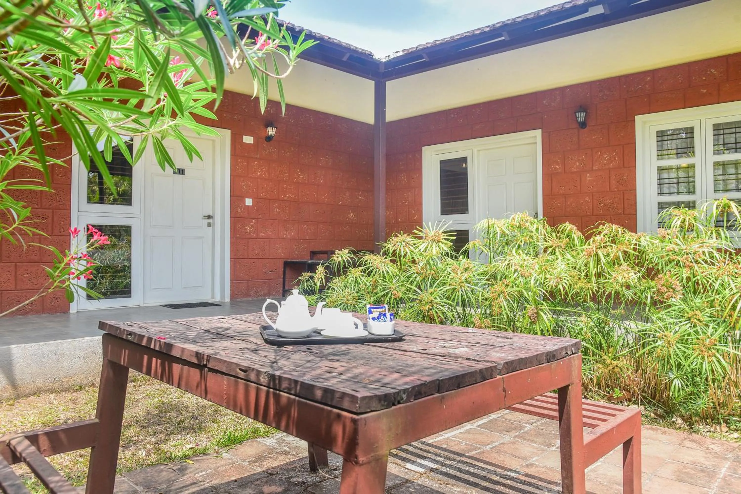 Property building in Clover Holiday Village