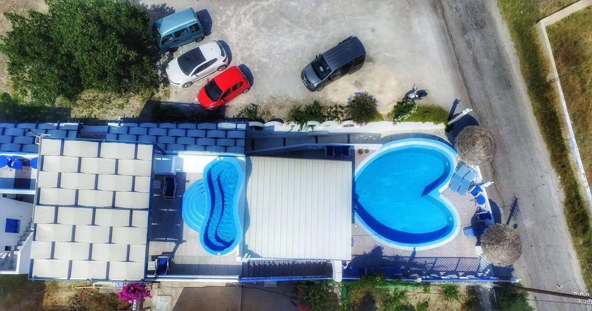 Day in Honeymoon Beach Studios