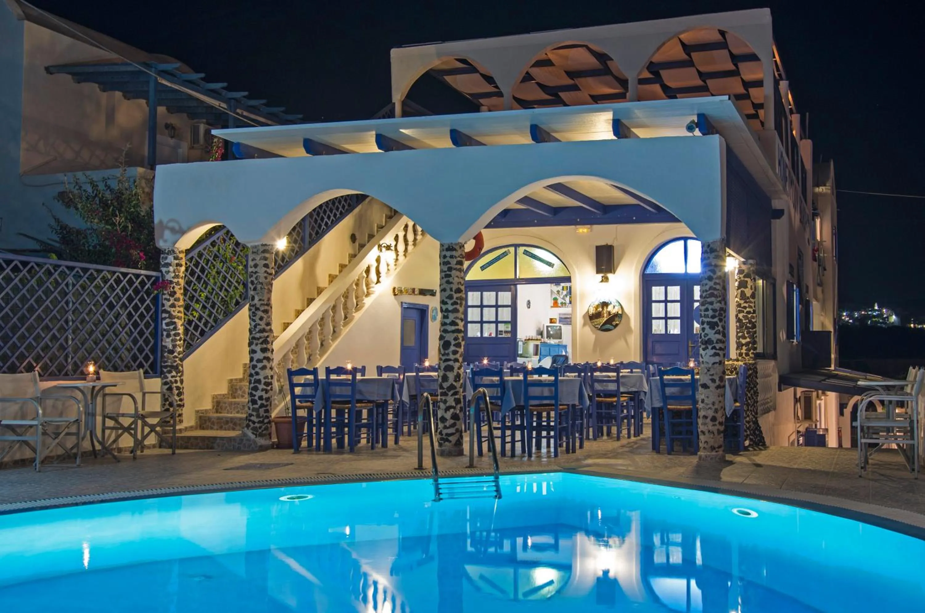 Property building in Honeymoon Beach Studios