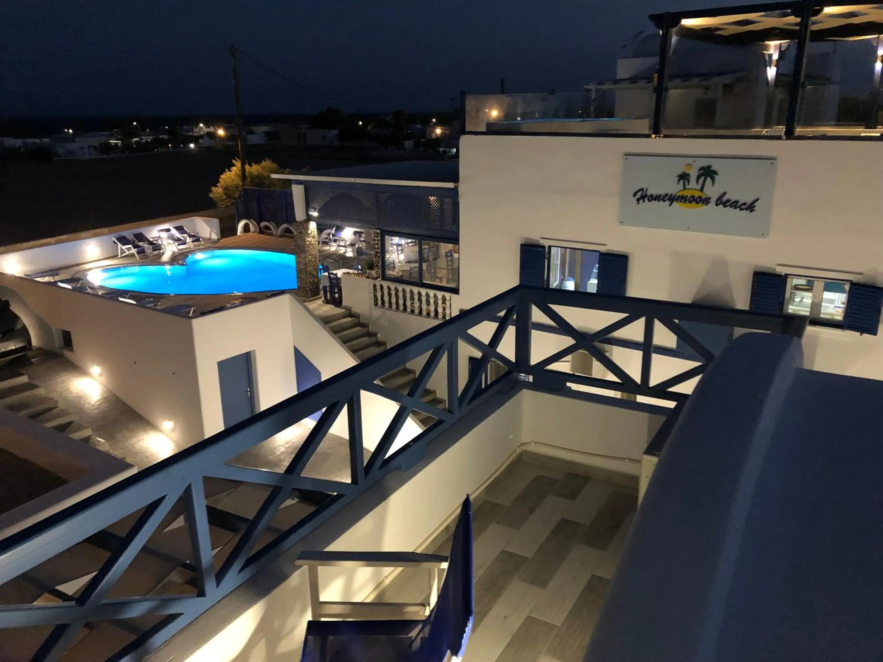 Balcony/Terrace in Honeymoon Beach Studios