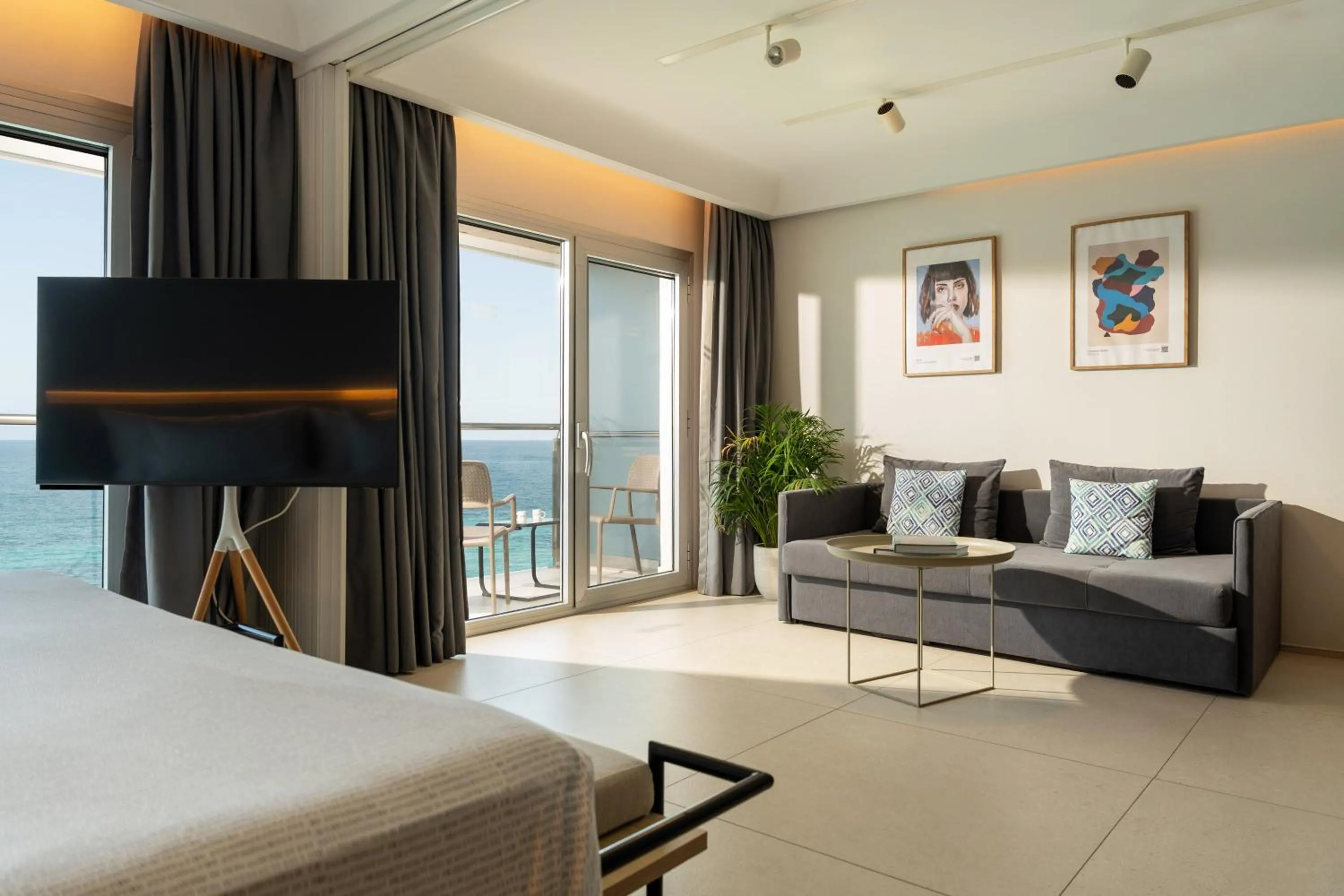 Bed in INNSiDE by Meliá Alicante Porta Maris