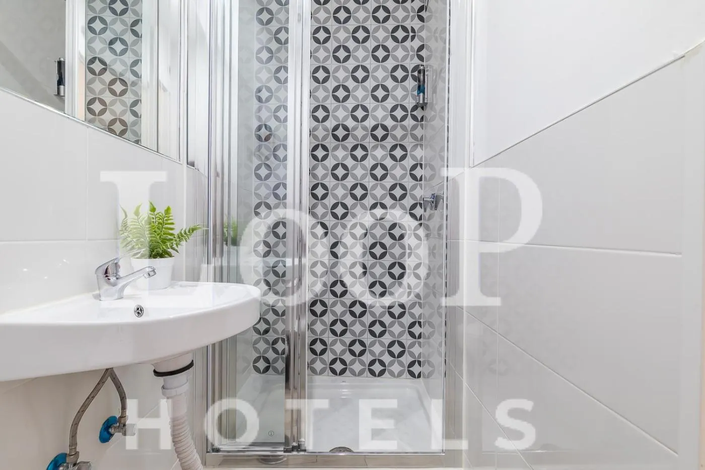 Bathroom in LooP Las Ventas