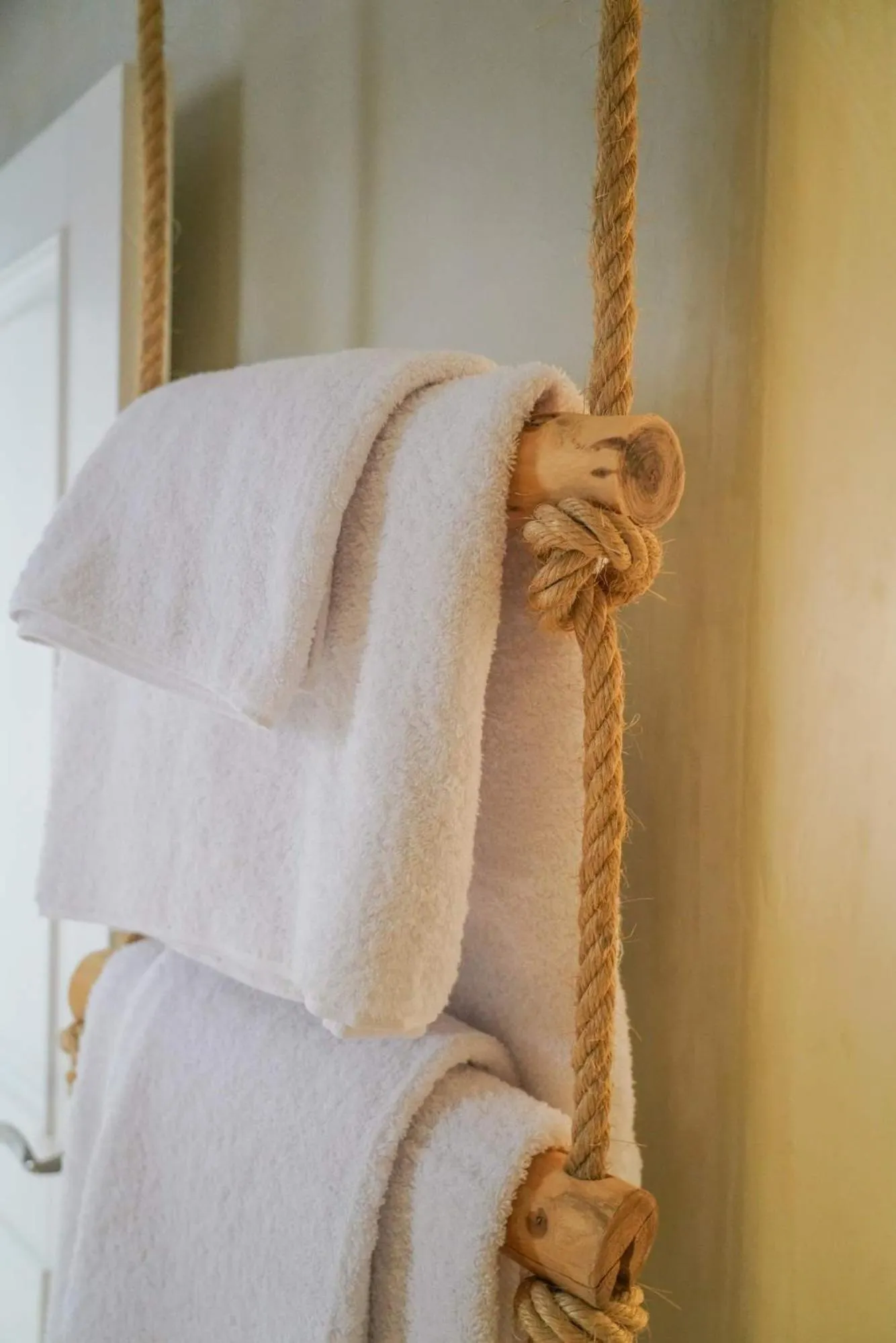 Bed in Mykonos High Villa