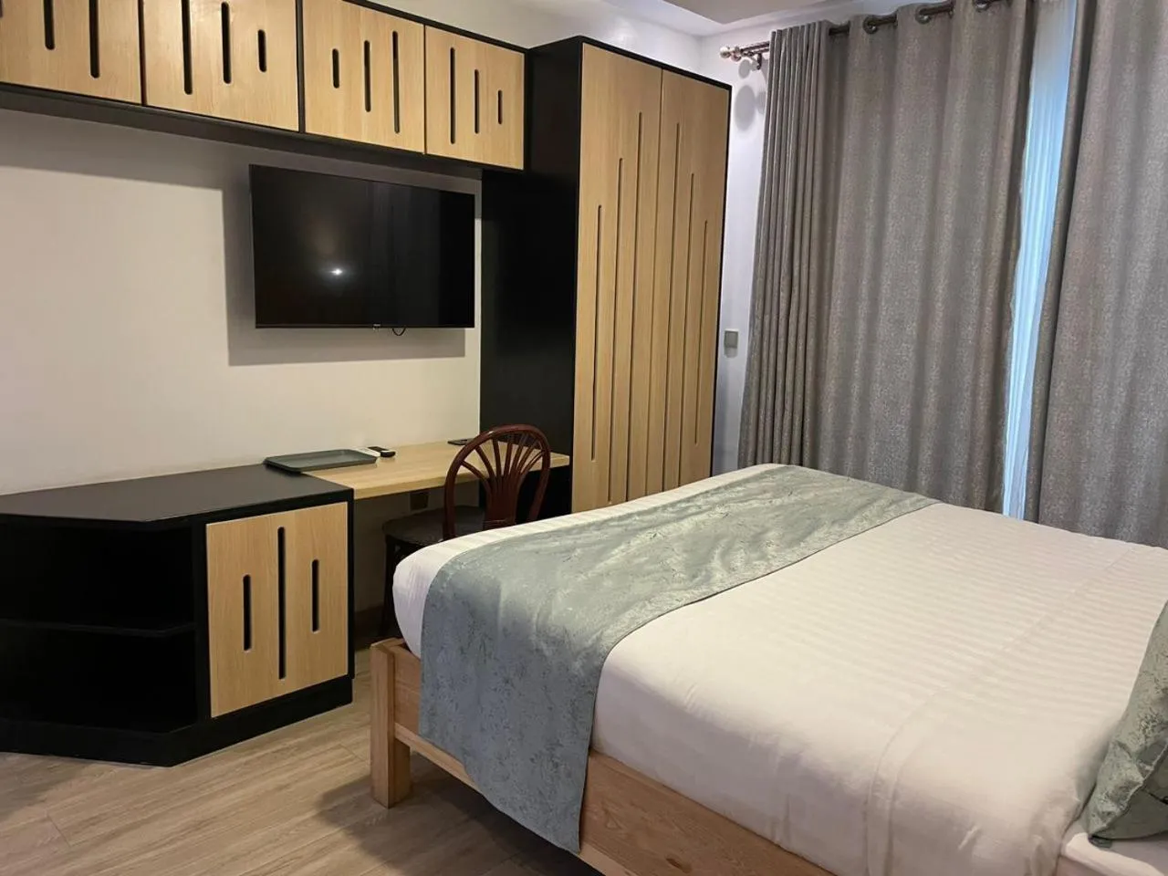 TV and multimedia, Bed in Saphir Boutique Hotel