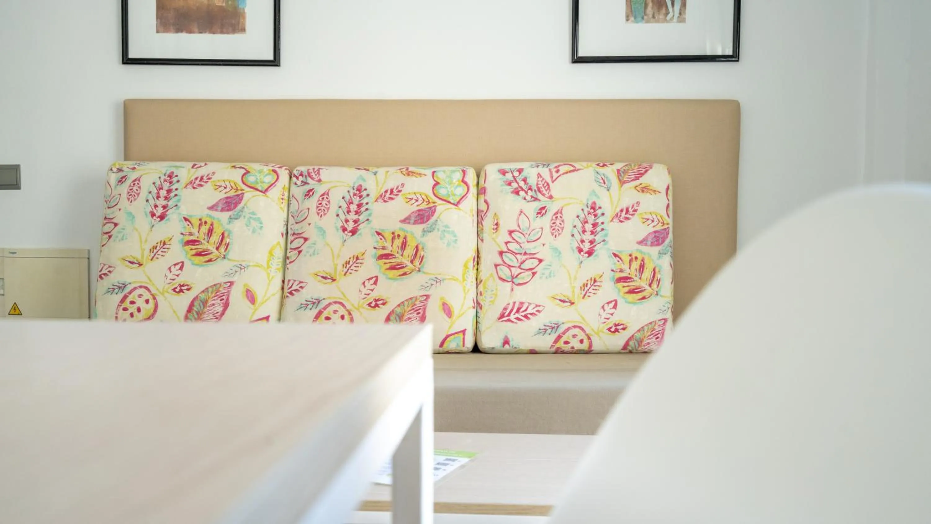 Living room, Bed in Houm Plaza Son Rigo