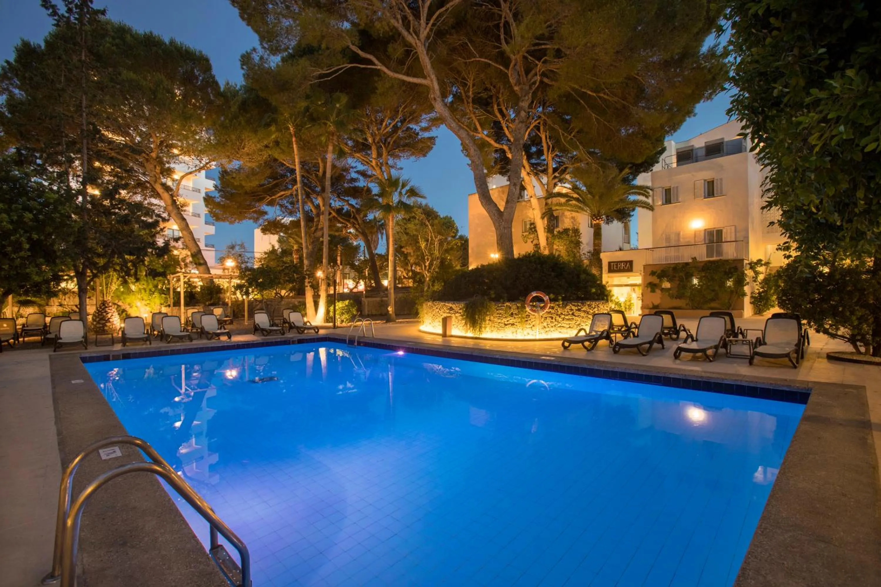 Property building in Houm Plaza Son Rigo