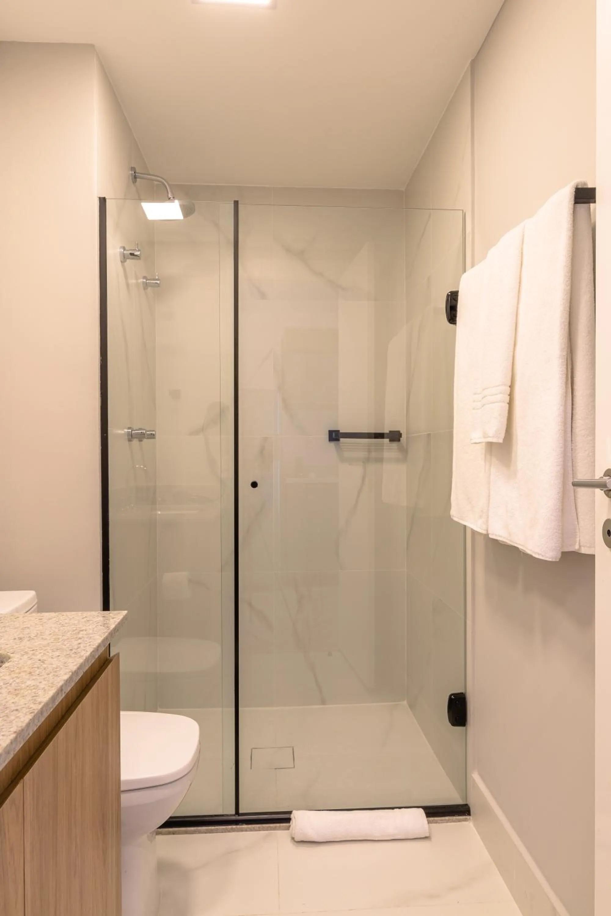 Shower in Charlie Thera Ibirapuera